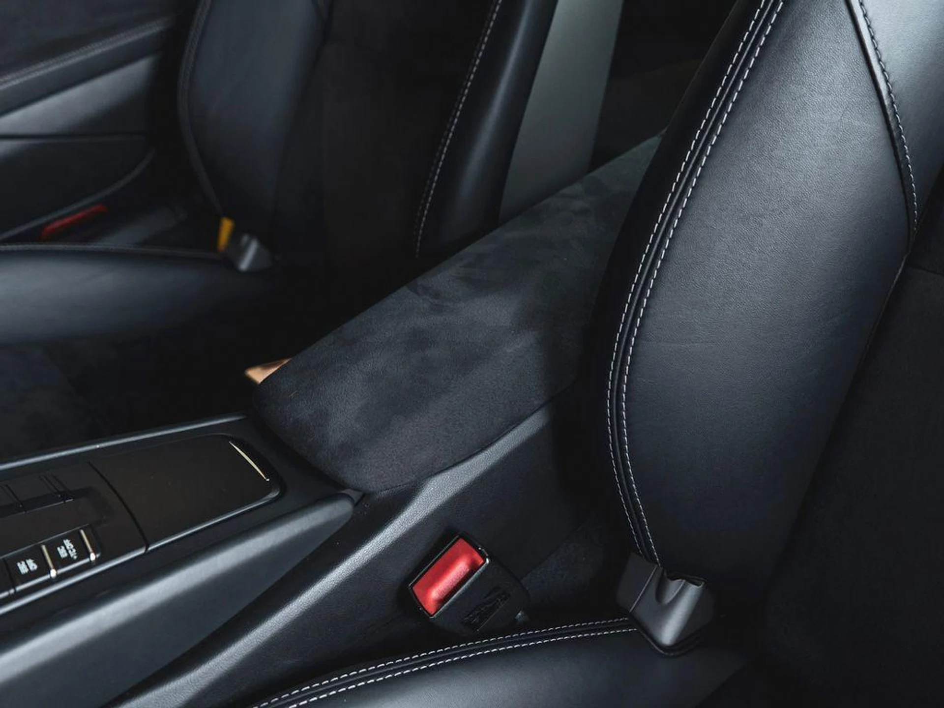 mph027_2097202502_qcn8x9_Mix2jijpl_JR_2r_VW_6_Quo0_1e69f9ed2f