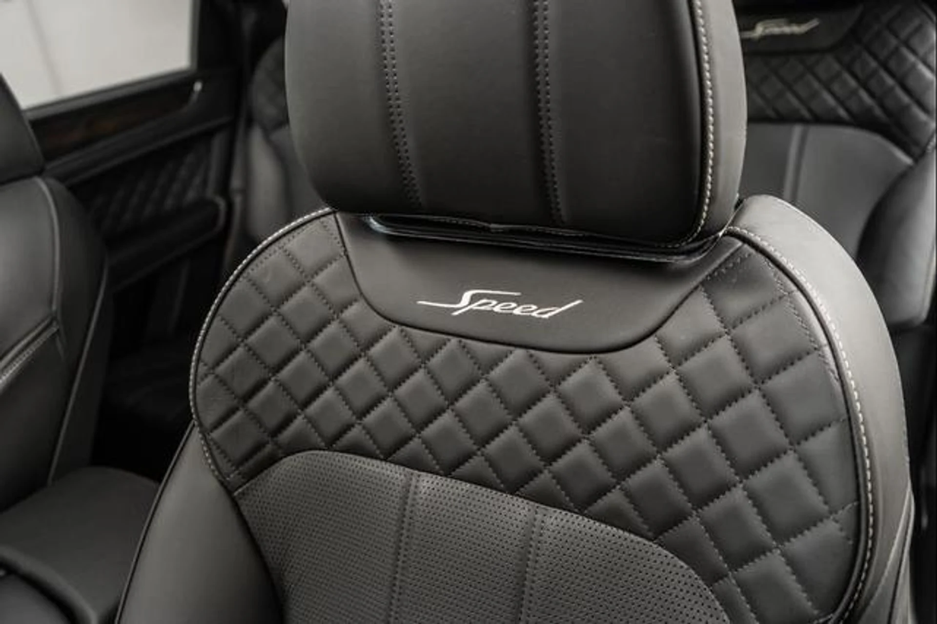 mph027_2097518827_ub4_1_W_Vmyq_GEIA_8aa_TEUQD_3_TN_4c_c2abb3ee24