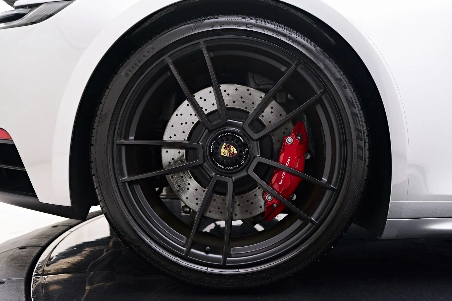 mph027_2099058249_Used_2024_Porsche_911_Carrera_4_GTS_1753409003_7810a73cd8