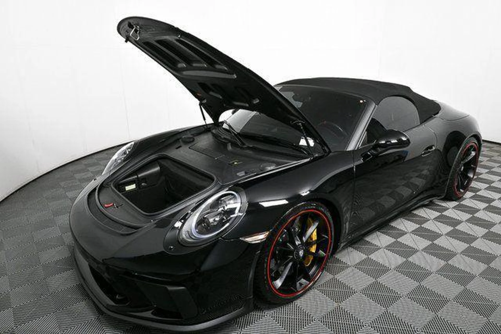 mph027_209939353_eq_Rj_LMTLX_Ikc0_D9_Q_Qx_Fmujft_Is_3c57dbfe3c