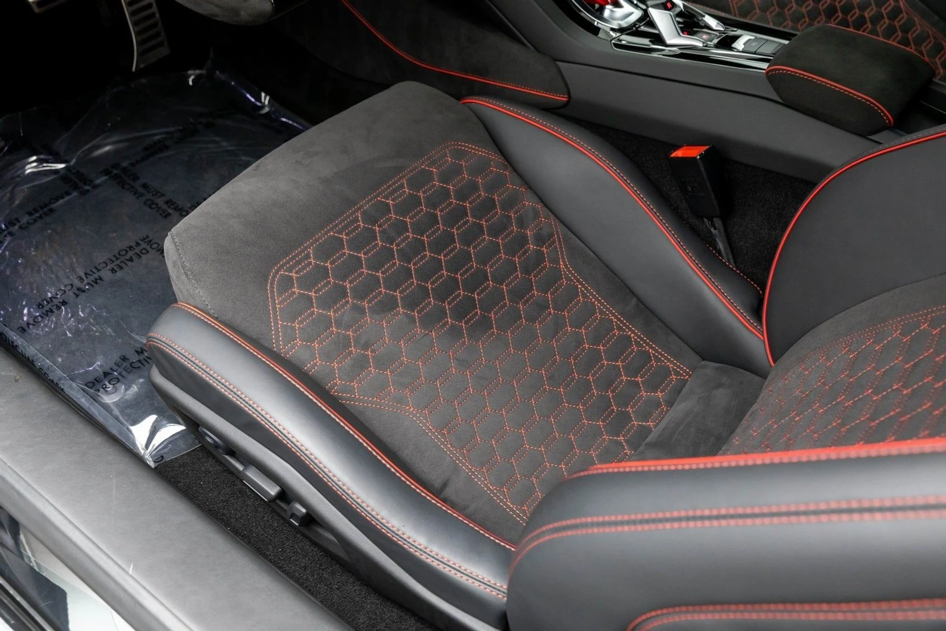 mph027_2108148076_28_329c31c556