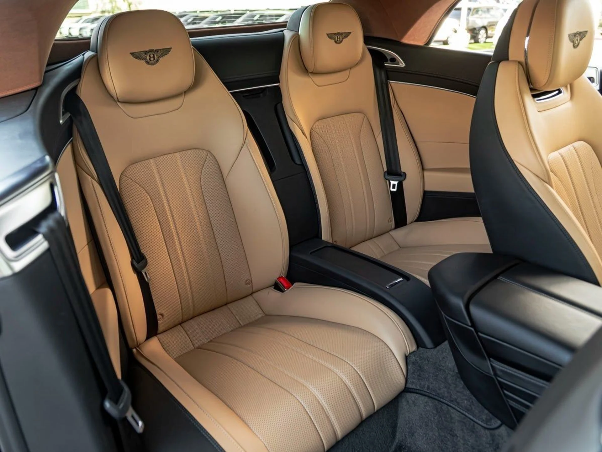 mph027_2108906808_28_e8c57d8d80