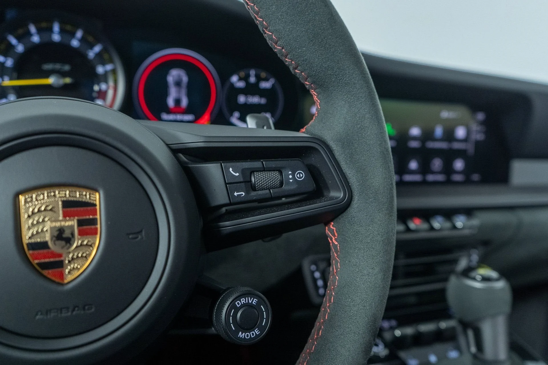 mph027_2111935852_6223490b22db46ffb45d976cf1a7baa9_84abe42e01