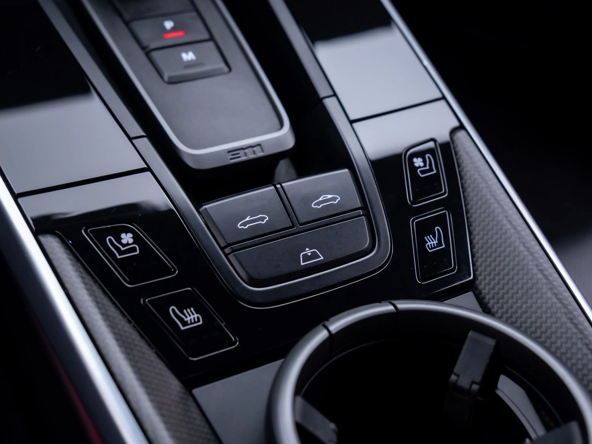 mph027_2121676635_e5a3c4b13c2c42f7616212bb580fb3c0x_86934d8a58