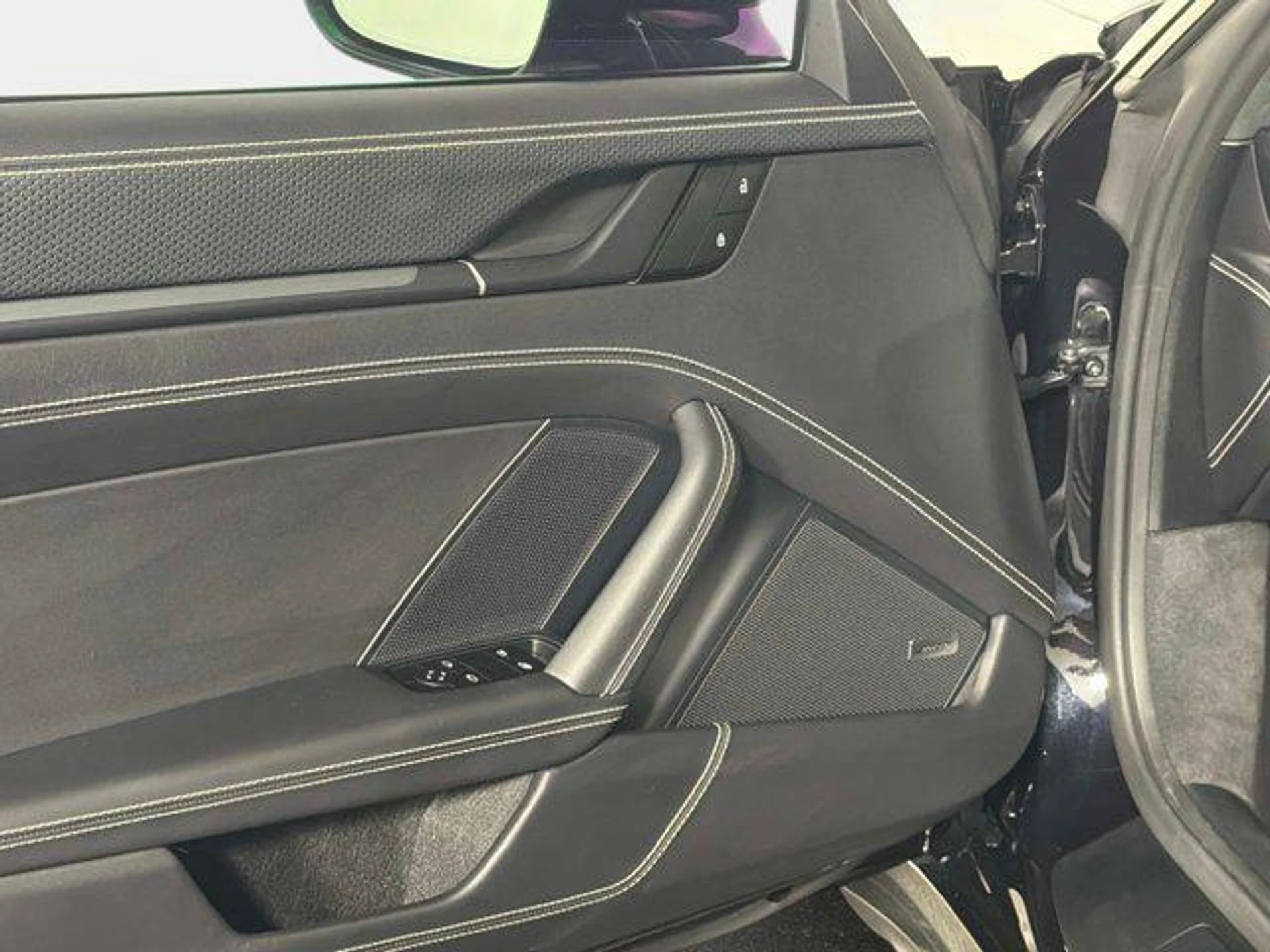 mph027_2127984645_Z3ya_8un3mm_Pm_U24zydk_Xn_V6ghs_9838ce5bc7