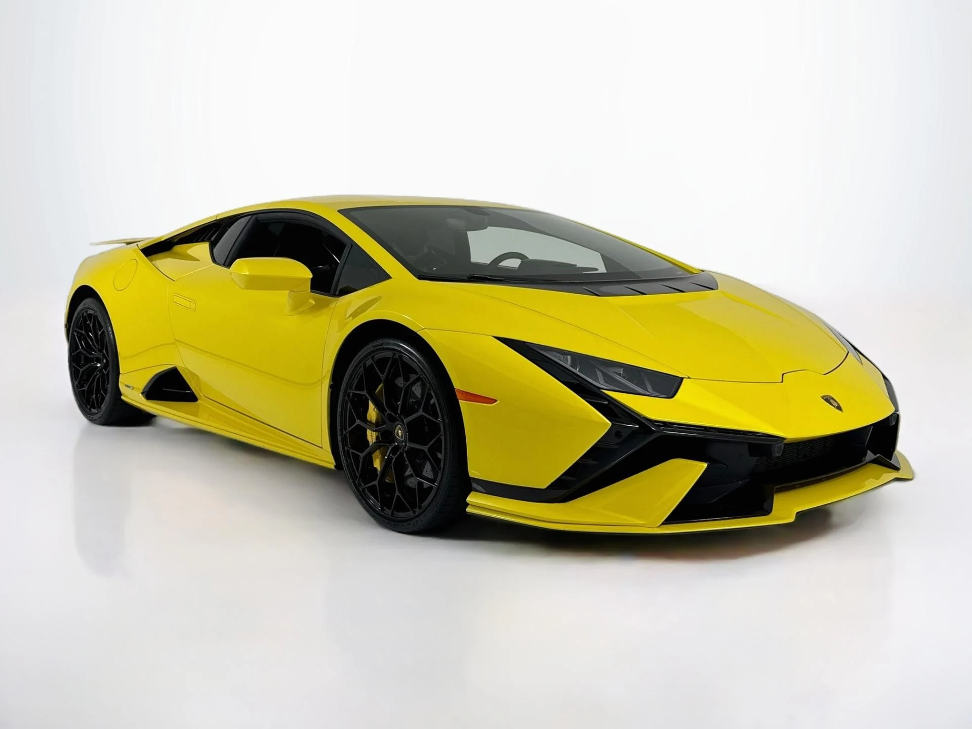 mph027_2128268134_Used_2023_Lamborghini_Huracan_Tecnica_1793401518_f5acbbe99c