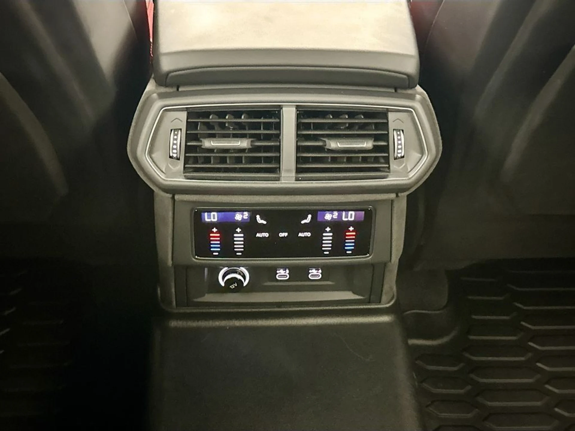 mph027_2133382924_709821af4a2e4d8112732268249006e8_c2a597762c