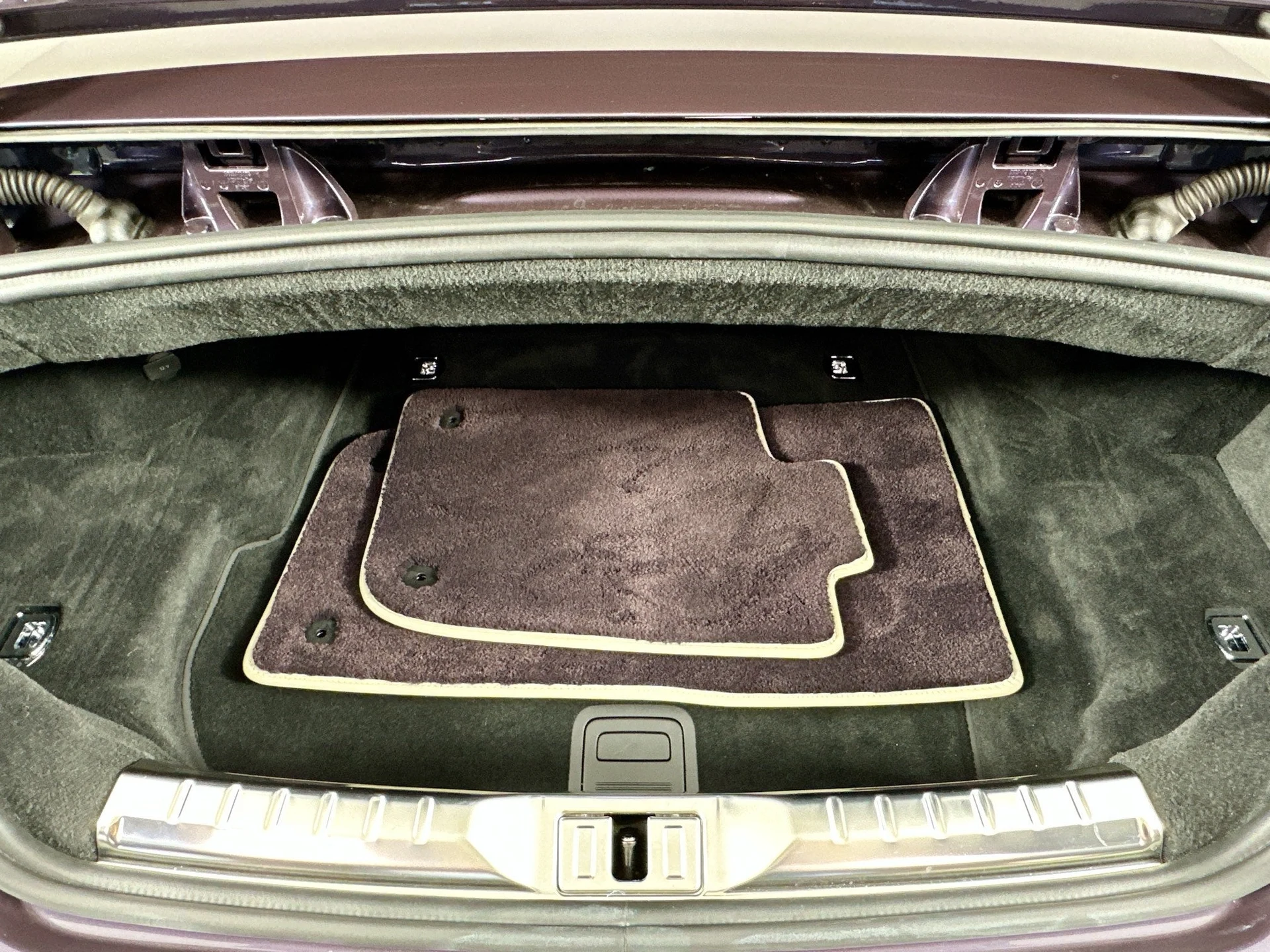 mph027_2135615718_28_38838b316b