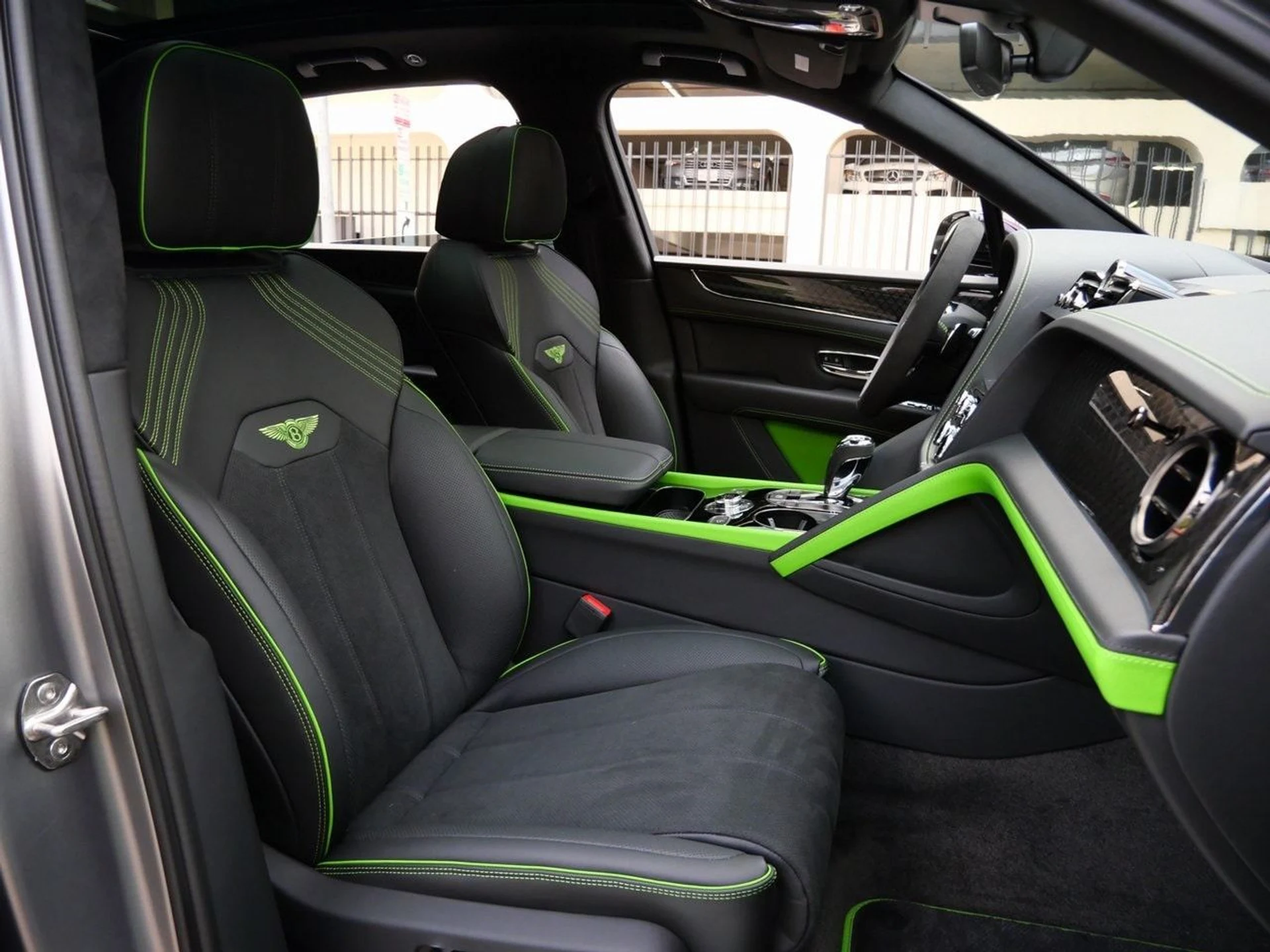 mph027_2147273375_d9a8a9f1a644a61eeb1aacd2234bdf1bx_ef940a4b1d