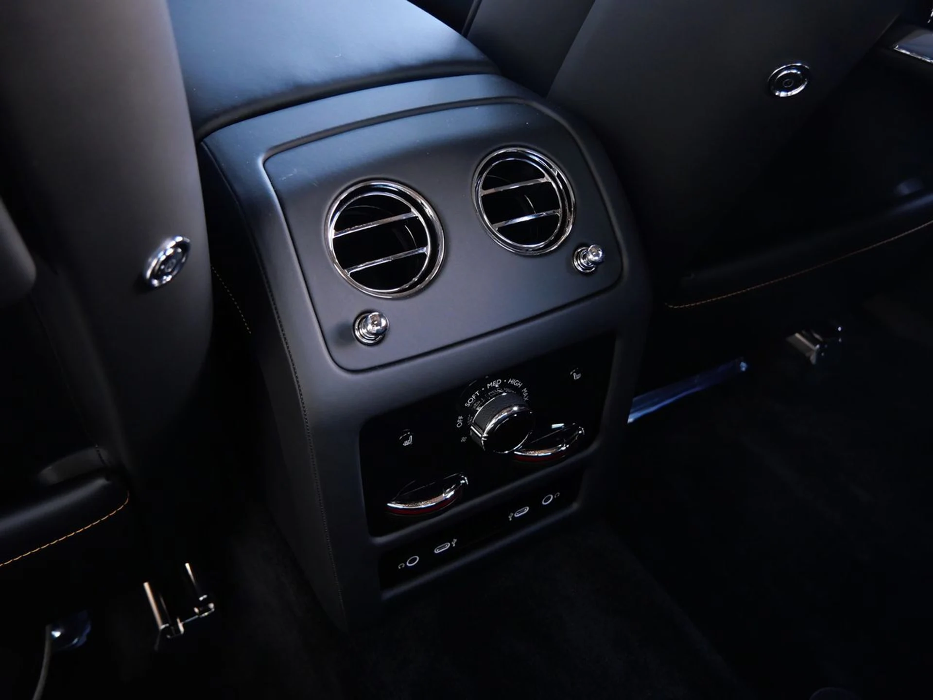 mph027_2149338274_71f6017602623928743ec61ef356e936x_6226c9f525