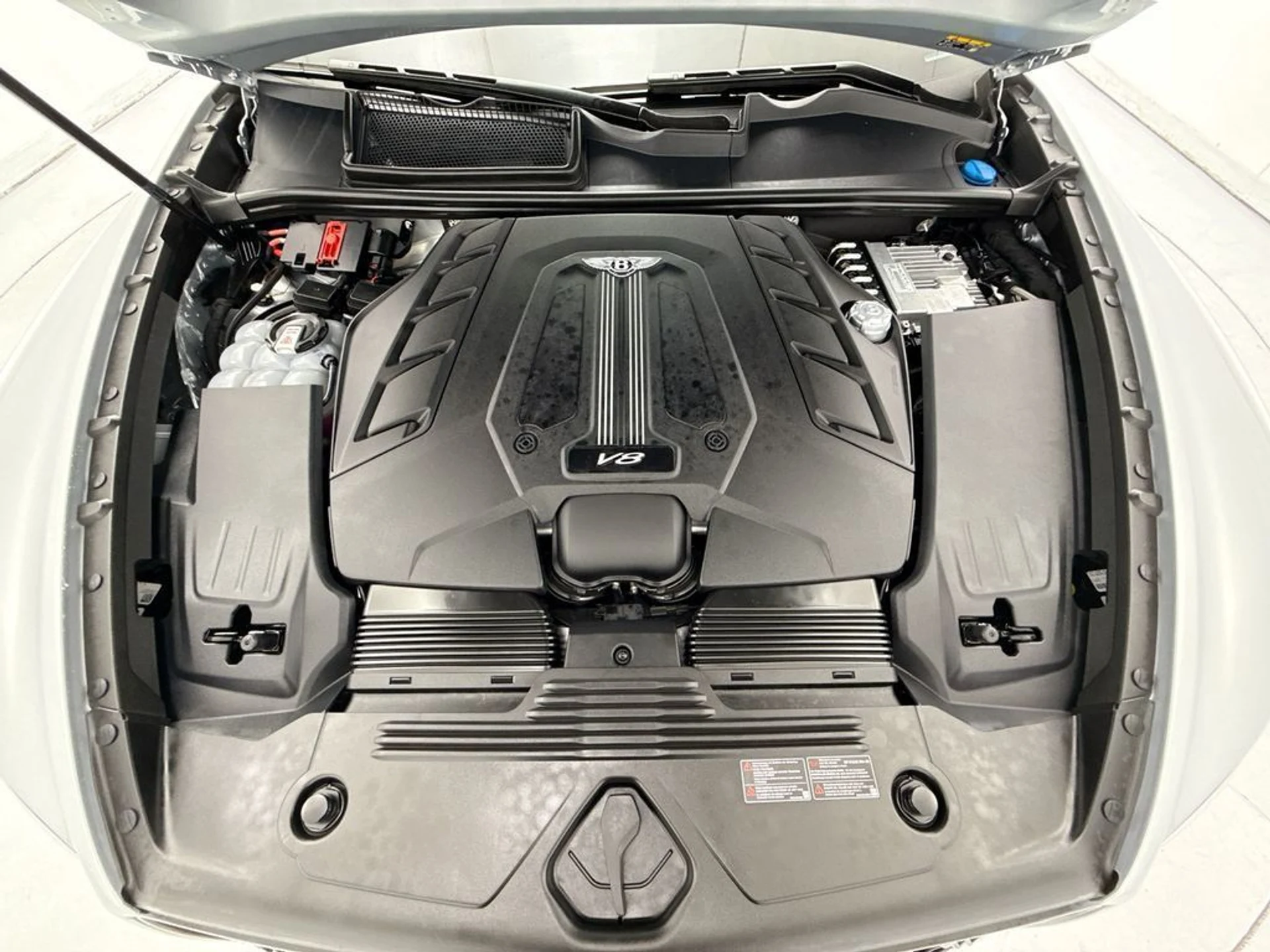 mph027_2149393522_new_2026_bentley_bentayga_8119_23011289_28_1024_38e539faa2