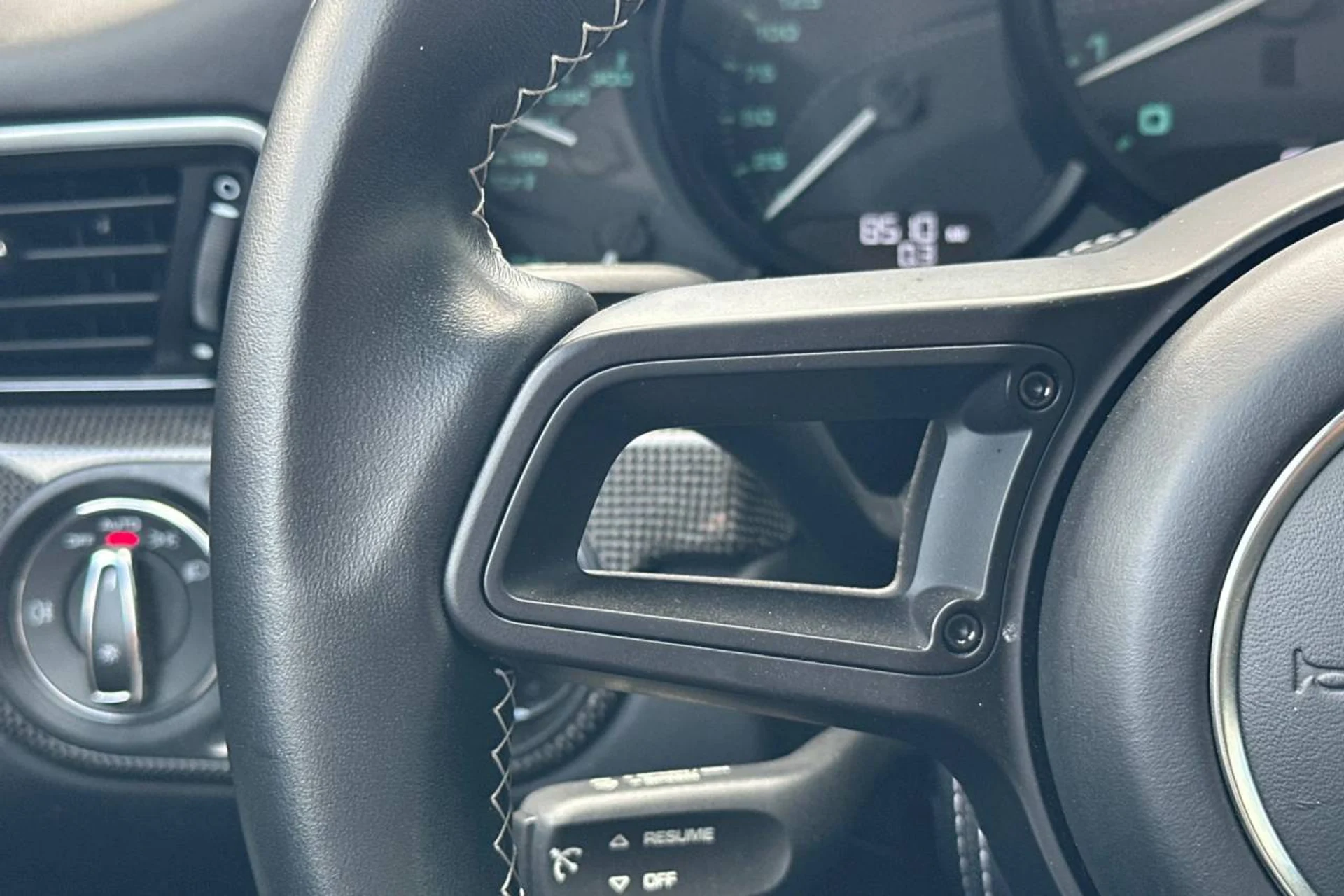 mph027_2161630947_1280_ab2976d3e3