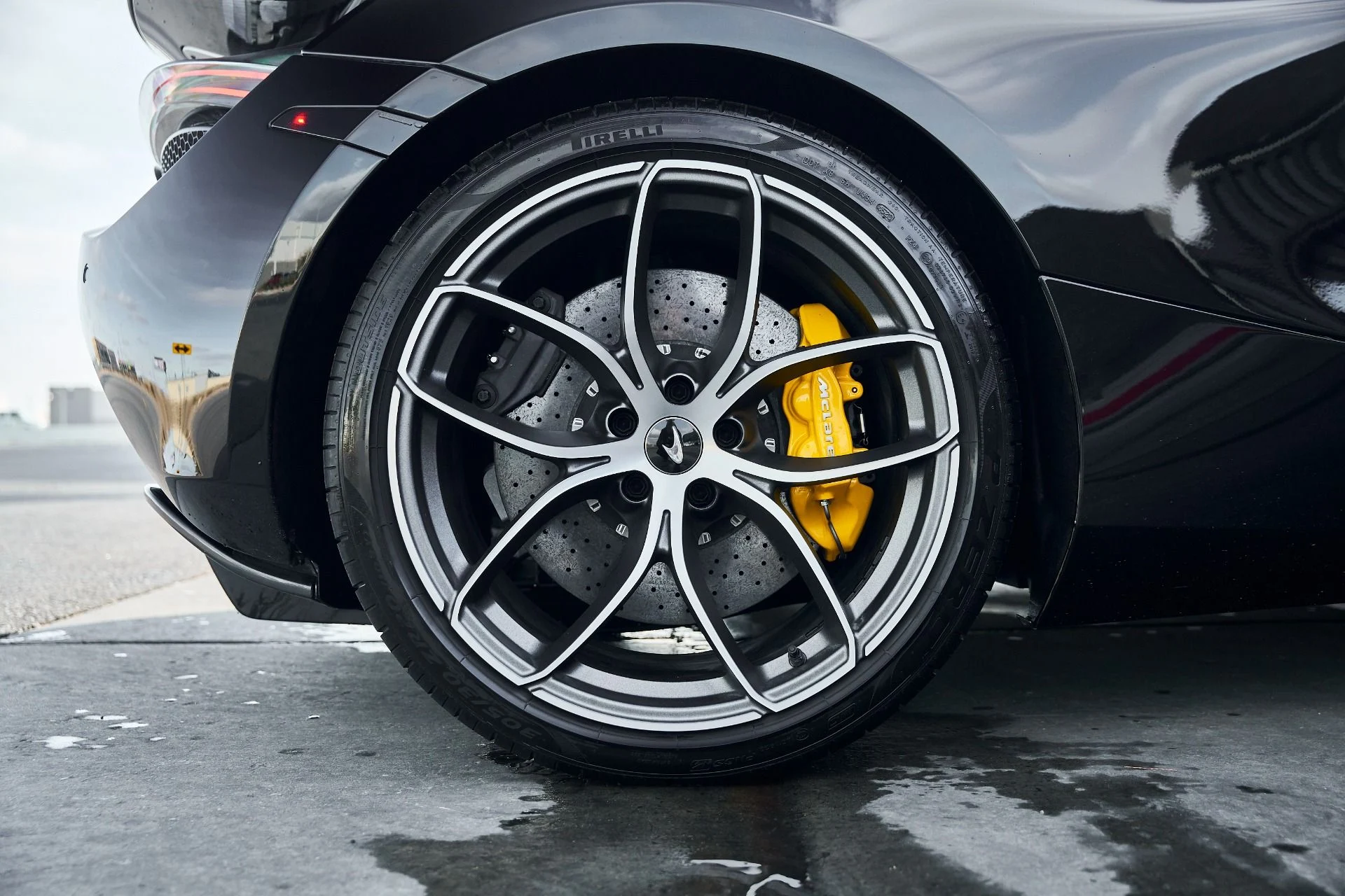 mph027_2161761275_Used_2021_Mc_Laren_720_S_1767401831_6cd533d6f7