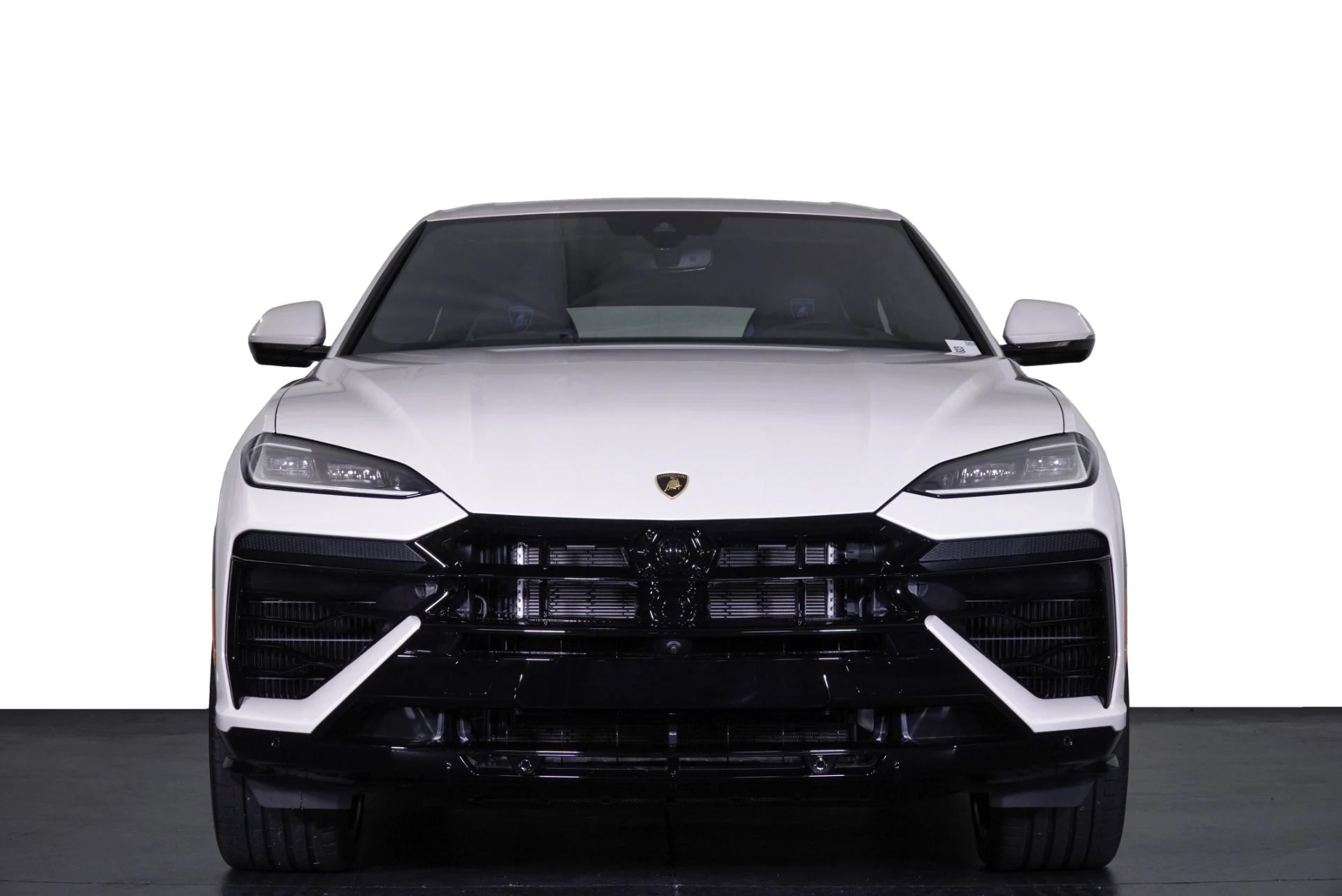 mph027_2170155834_New_2025_Lamborghini_Urus_SE_1770747580_7319731972