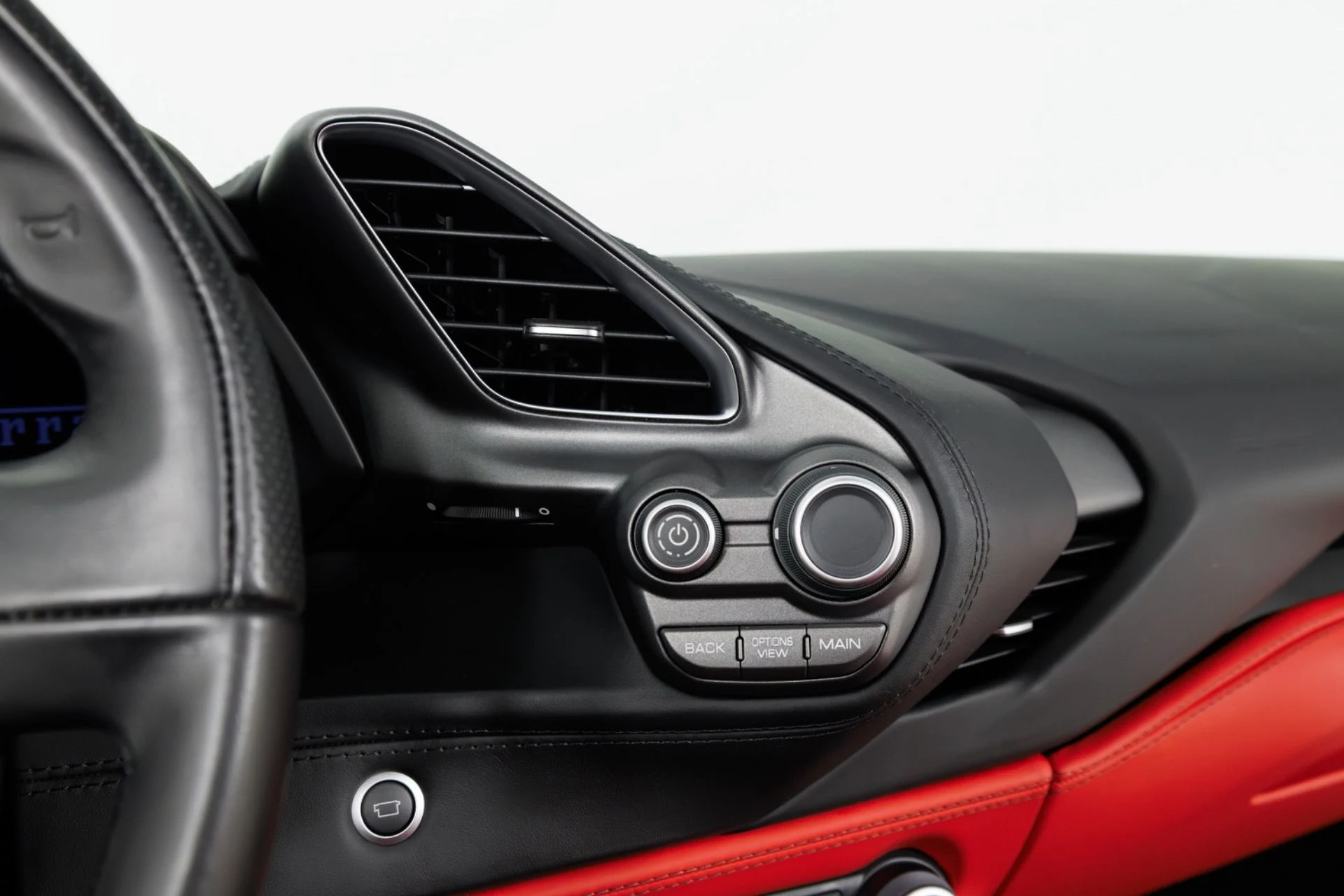 mph027_2173379796_Used_2017_Ferrari_488_Spider_1788390251_0fc226b057