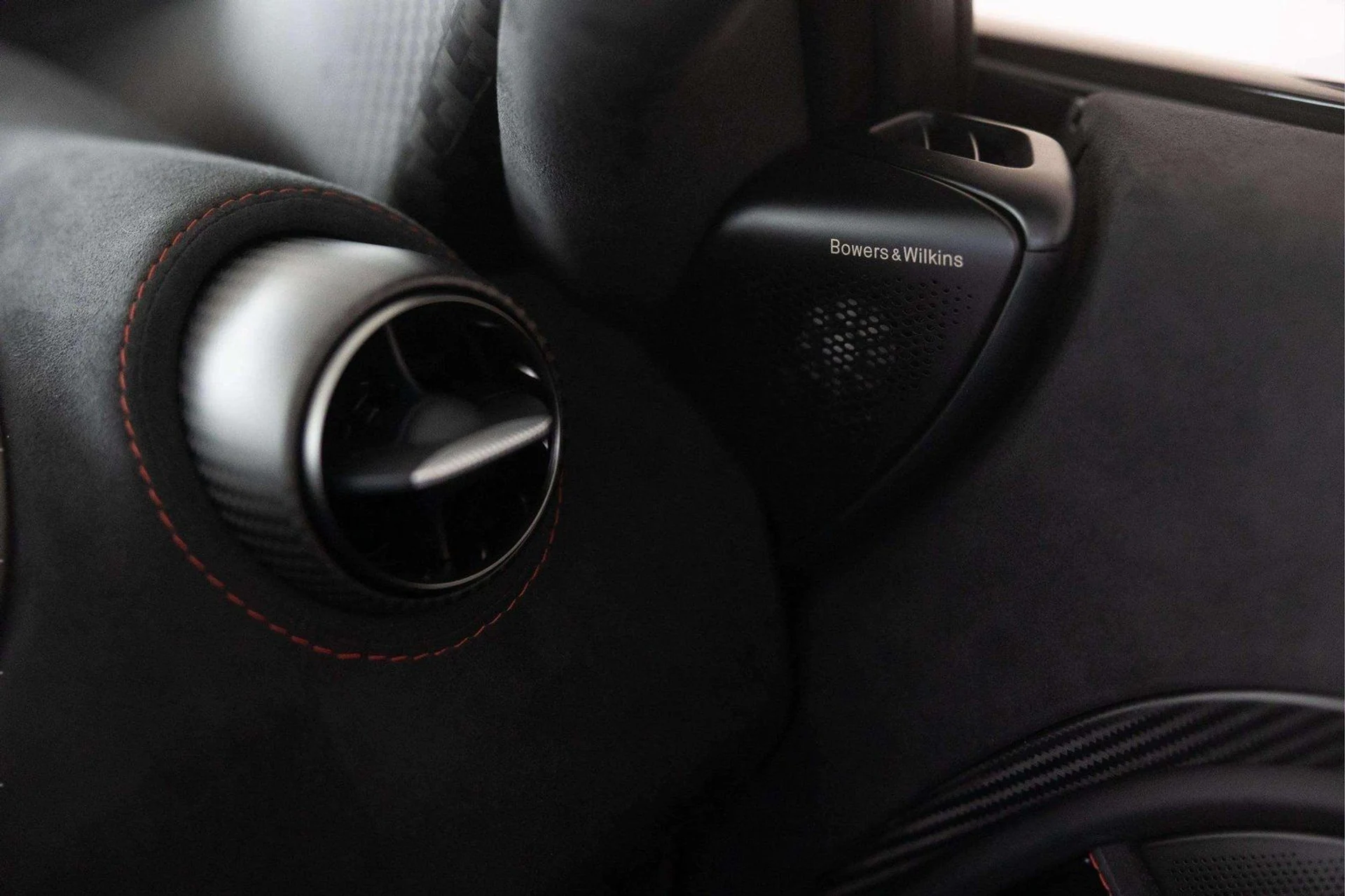 mph027_2179524977_image_28_0107cca63b