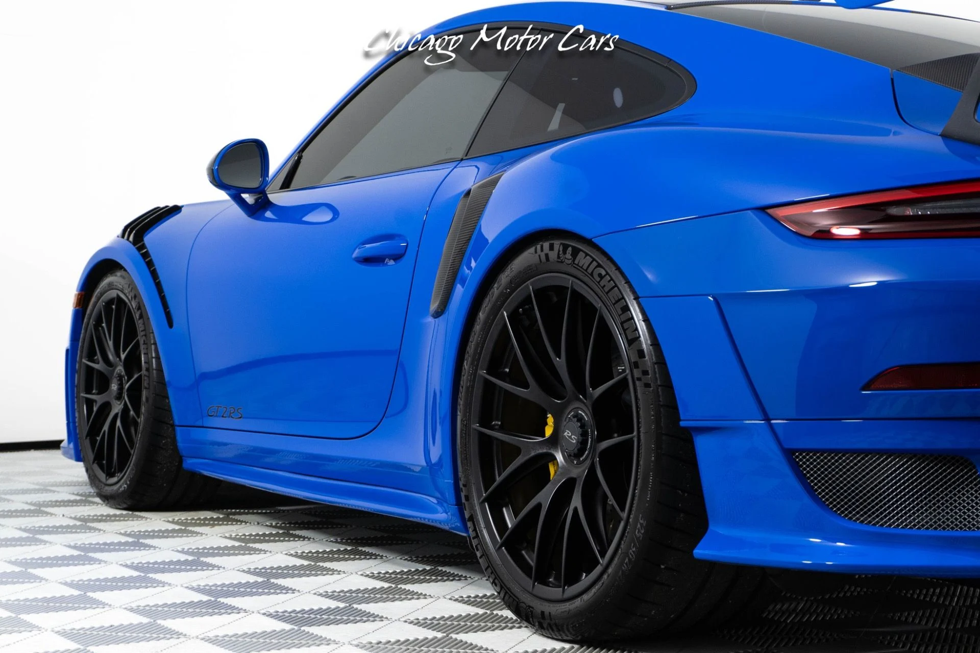 mph027_2180299607_13481_p28_l_a900596914