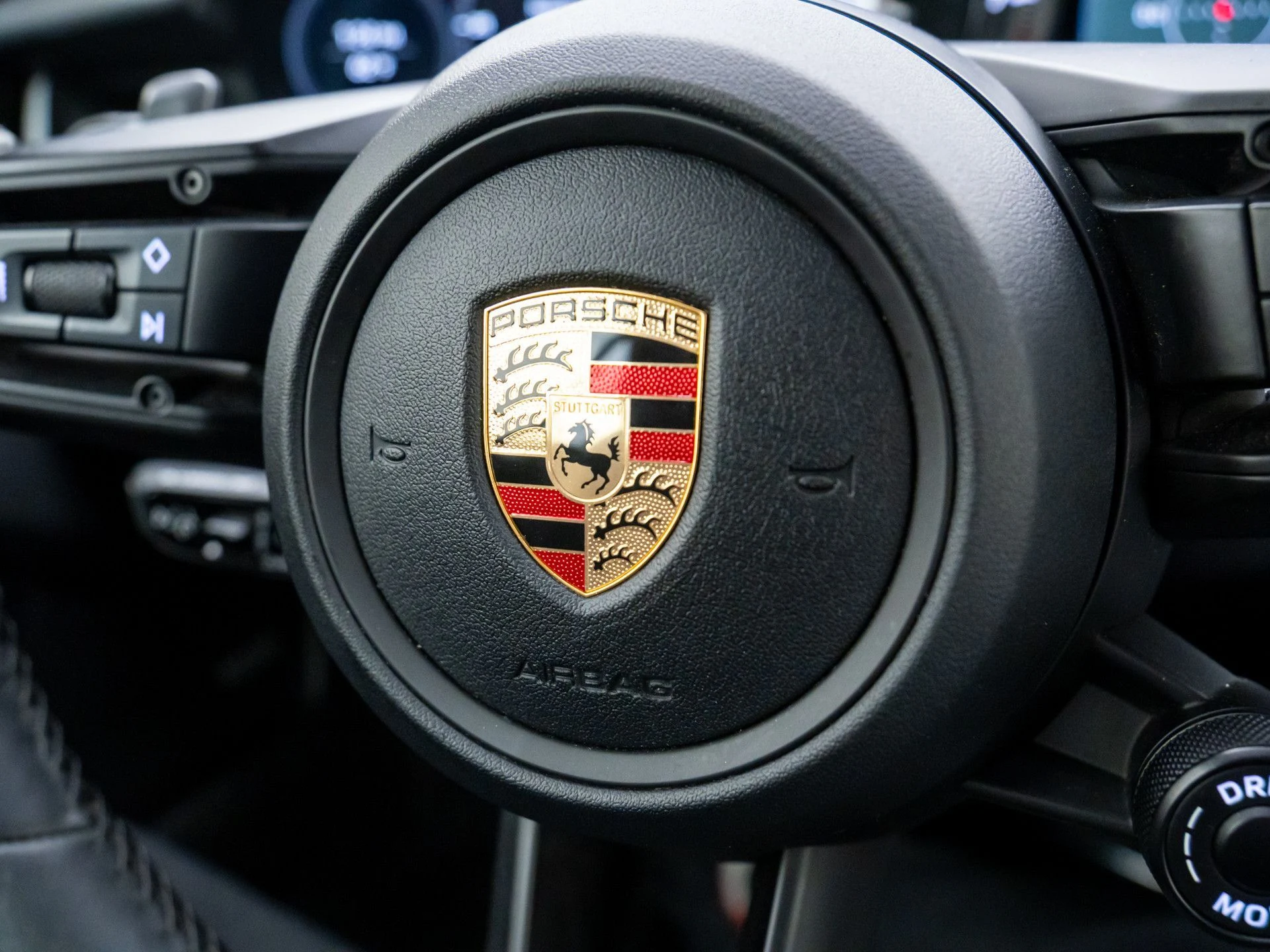 mph027_2181199913_33462f6e99d0a407e0a9fd6832e8da87x_e9ed89bcf2