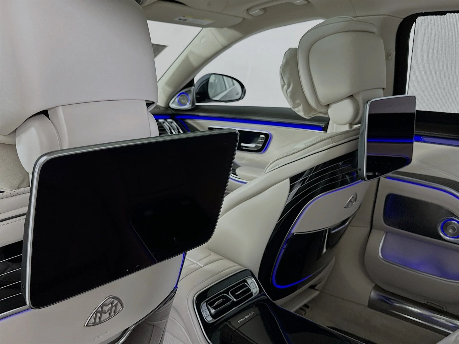 mph027_218970380_2160663d236c673a137b9fb34703b25dx_3825834c6e