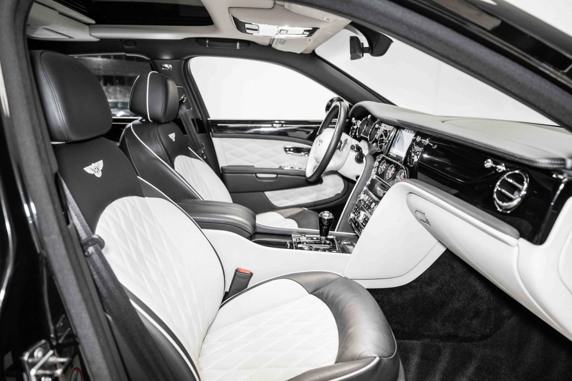 mph027_2190085649_Used_2020_Bentley_Mulsanne_Speed_1739206028_f48c107401