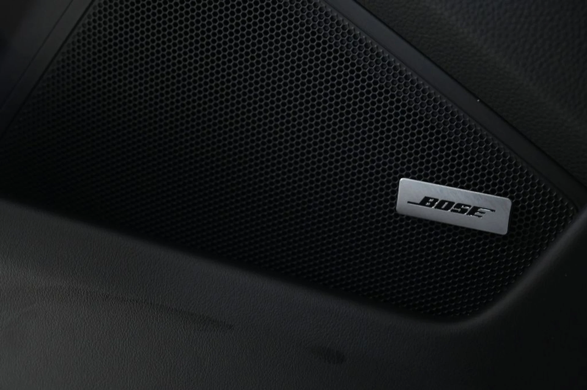 mph027_2194469614_966ce2183eb6185439ff1fe8cd2749edx_dd6006d4b0