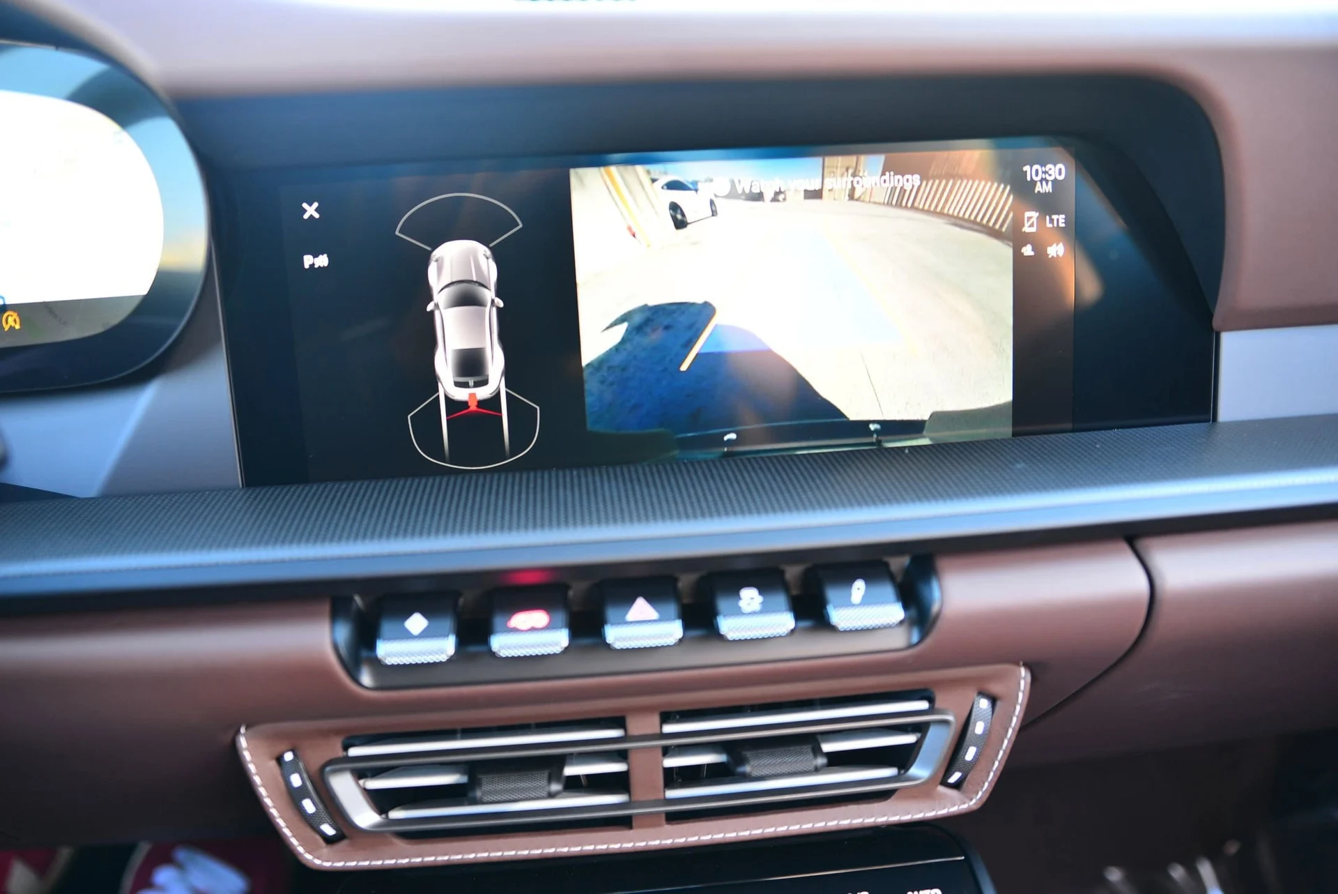 mph027_2197464053_03ae81a6050eb2058bef5a7cc9c8cb81x_68f3179eb3