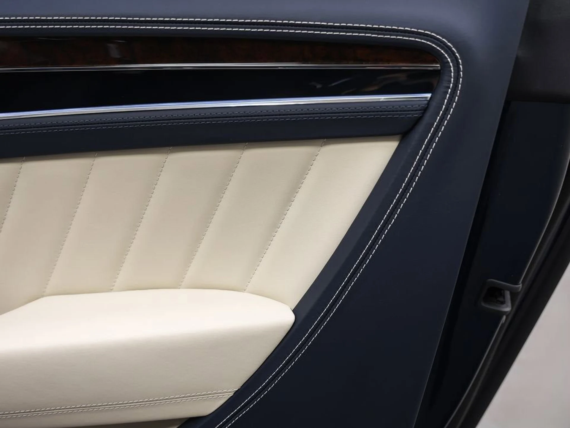 mph027_220208578_28_e7d394df50