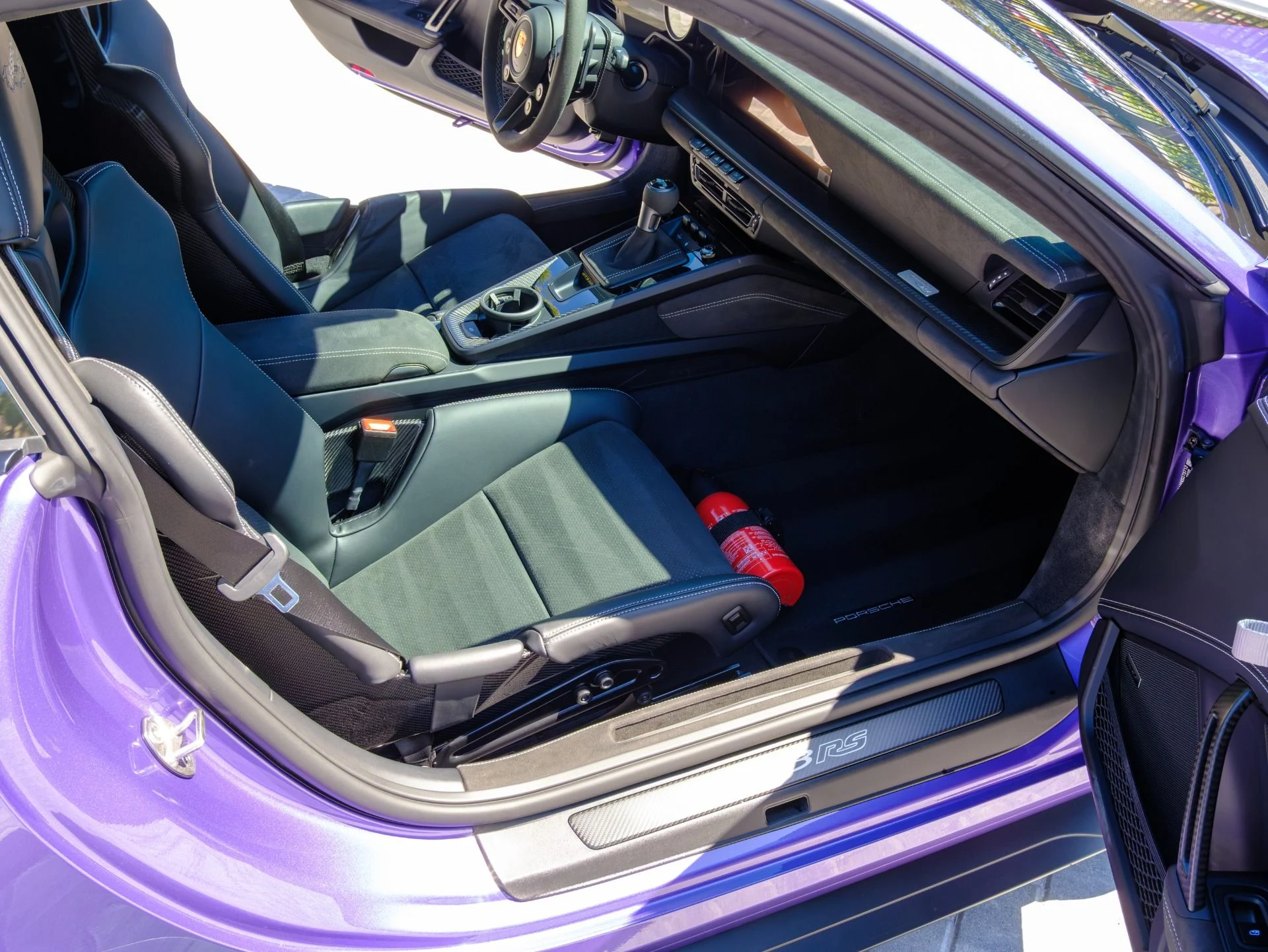 mph027_2202798577_Used_2024_Porsche_911_GT_3_RS_1771891928_f9cba00983