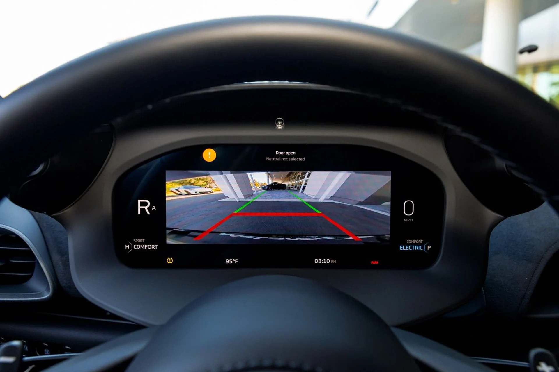 mph027_2204613406_617_p28_l_bd6db30647