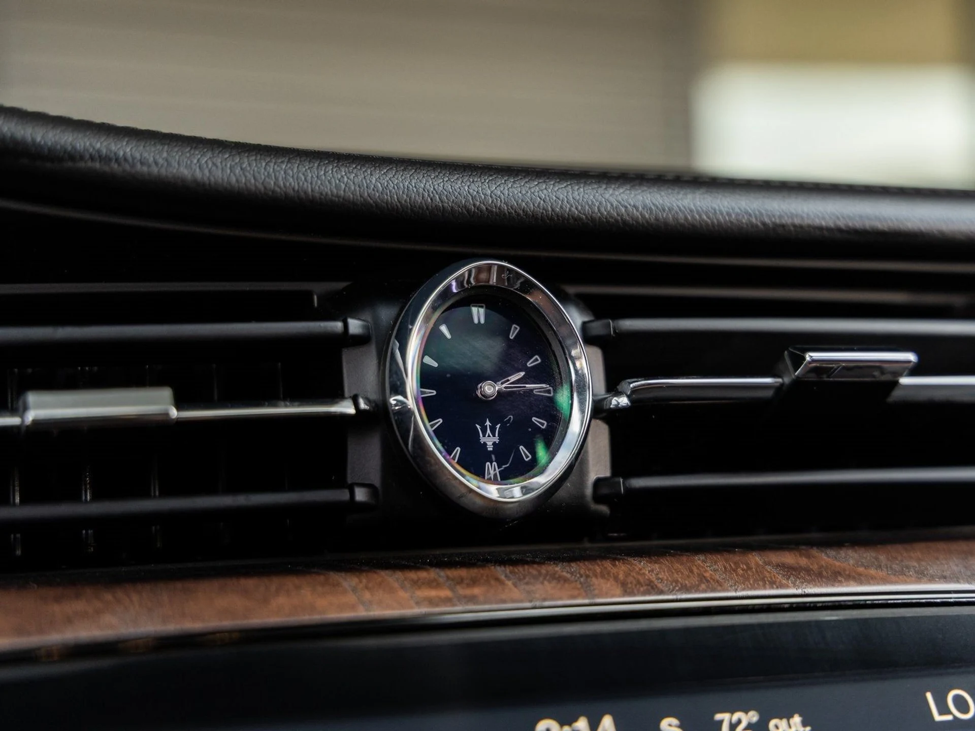 mph027_2209695941_28_31700659a0