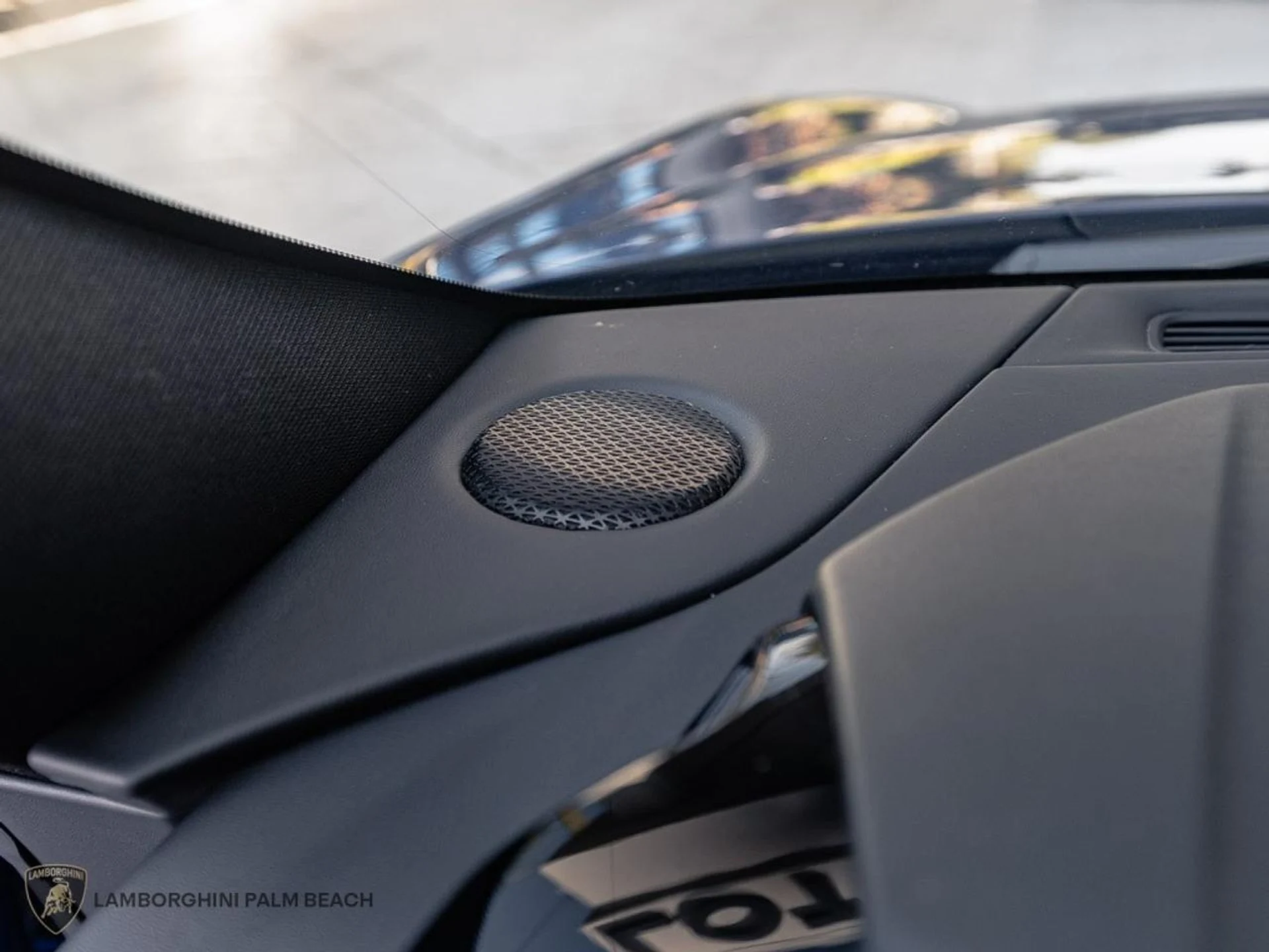 mph027_2216084643_2297267c08400f12e50594a593ade56f_8046ef3253