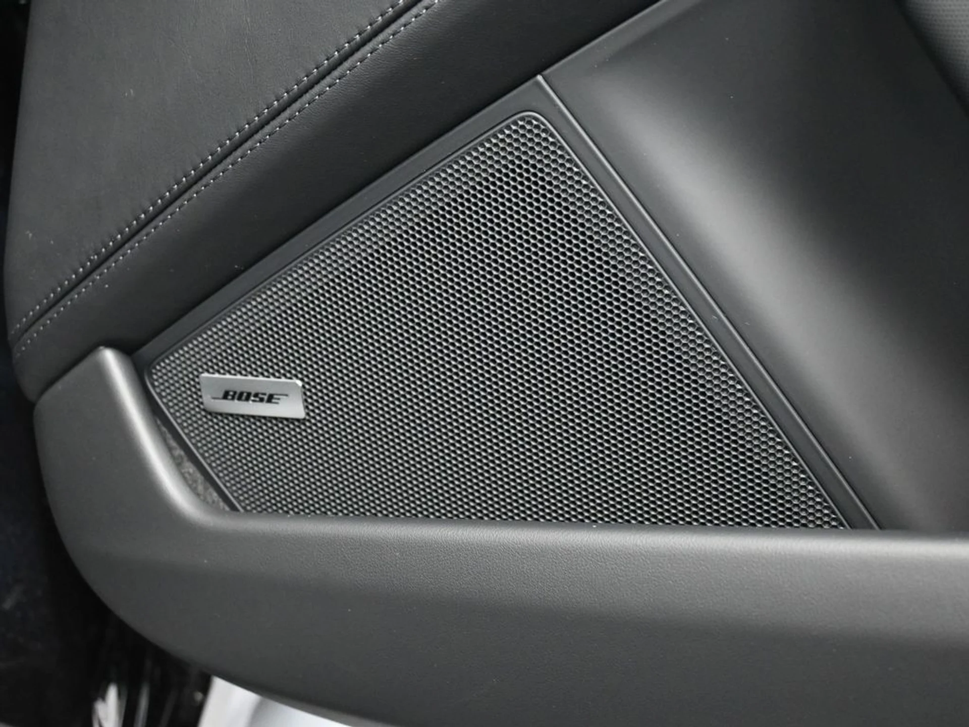 mph027_2217702089_image_27_e0203f6b2f