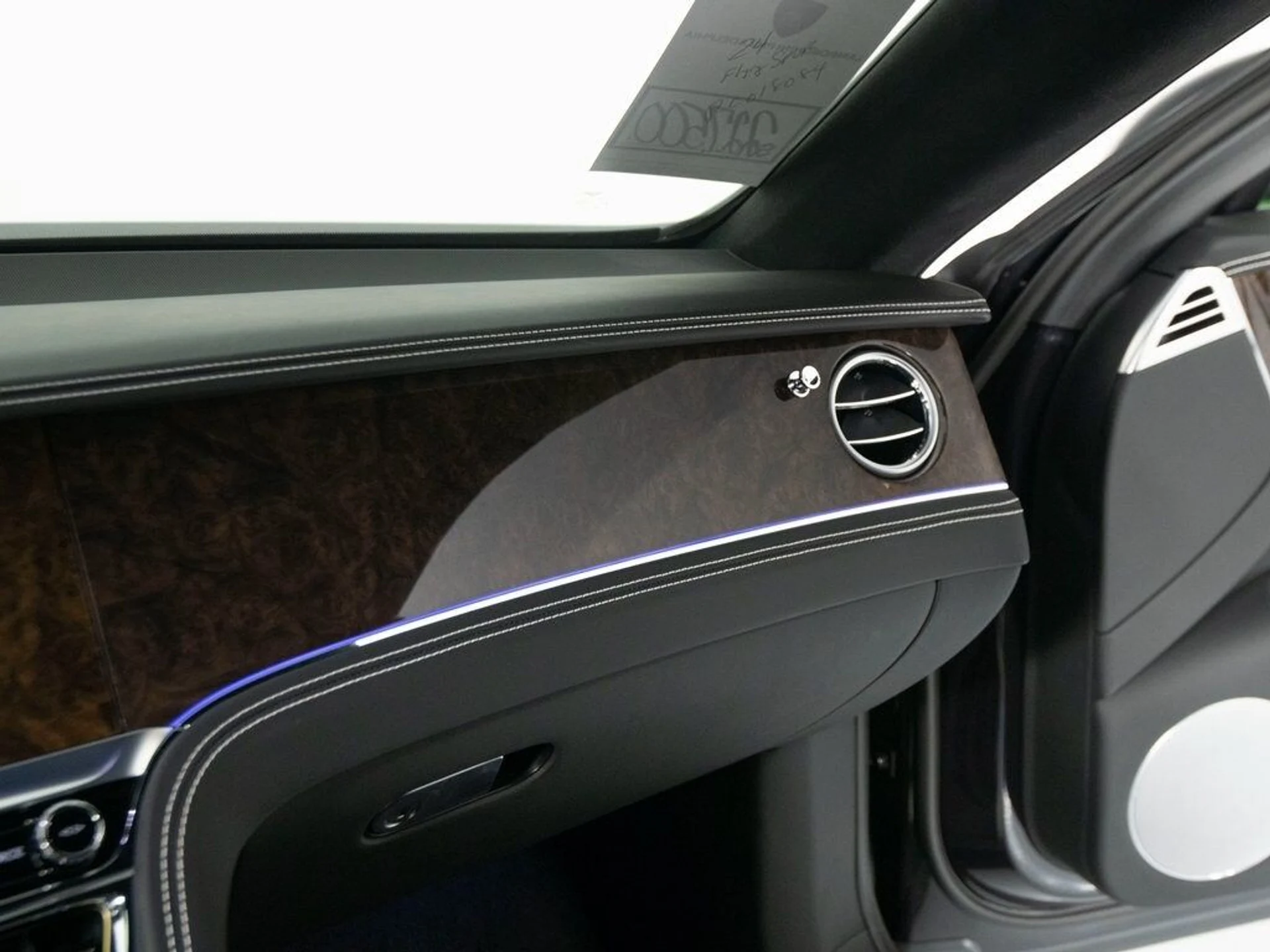 mph027_2227646830_f3ca2be5937fbd339df83397bf71ecc9x_d34bfaa766