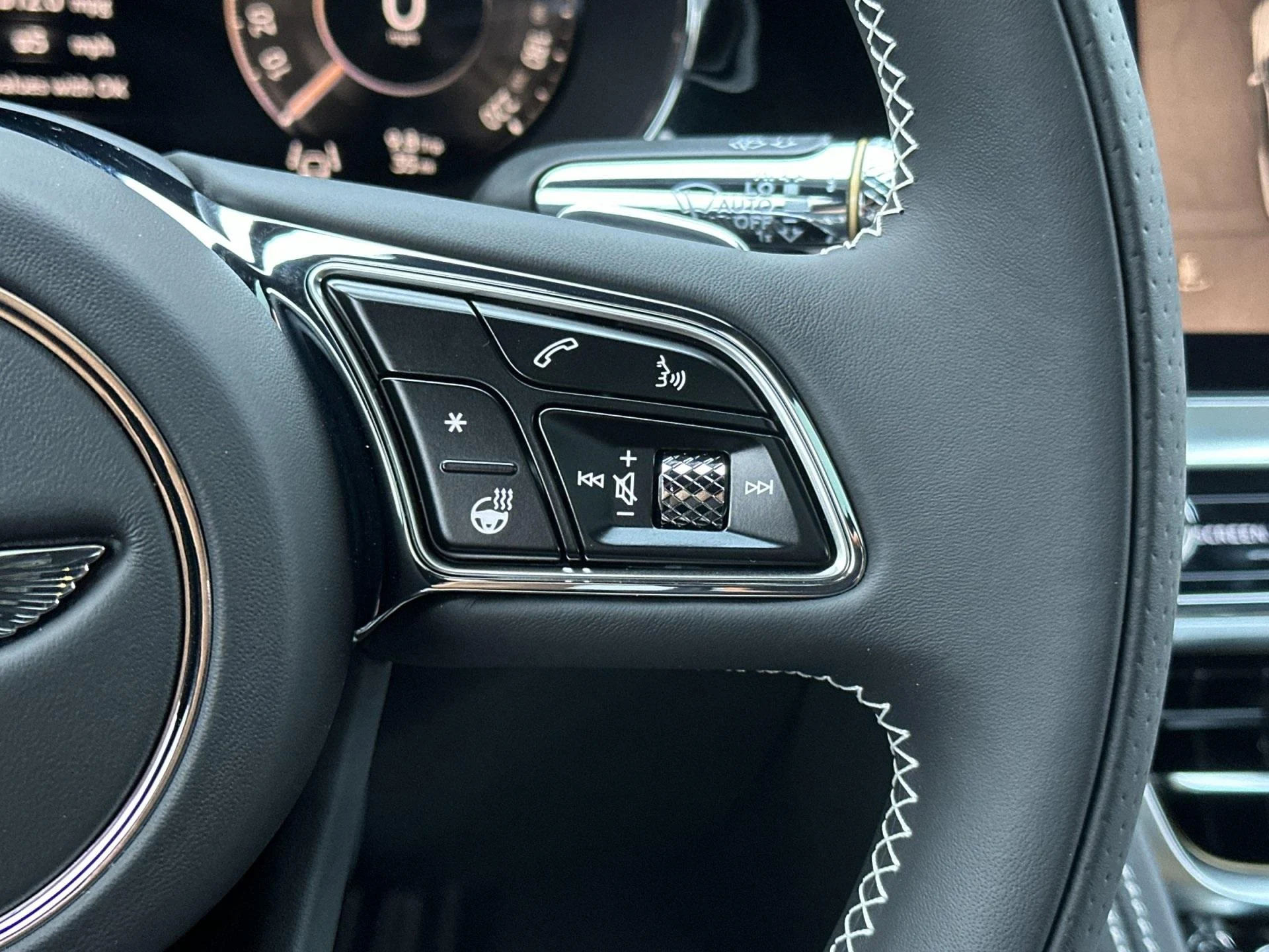 mph027_2233385969_New_2026_Bentley_Flying_Spur_1766589037_864b59bc81