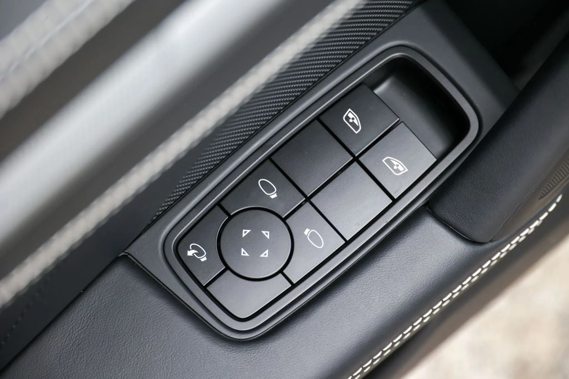 mph027_2234208341_28_79f5b294bc