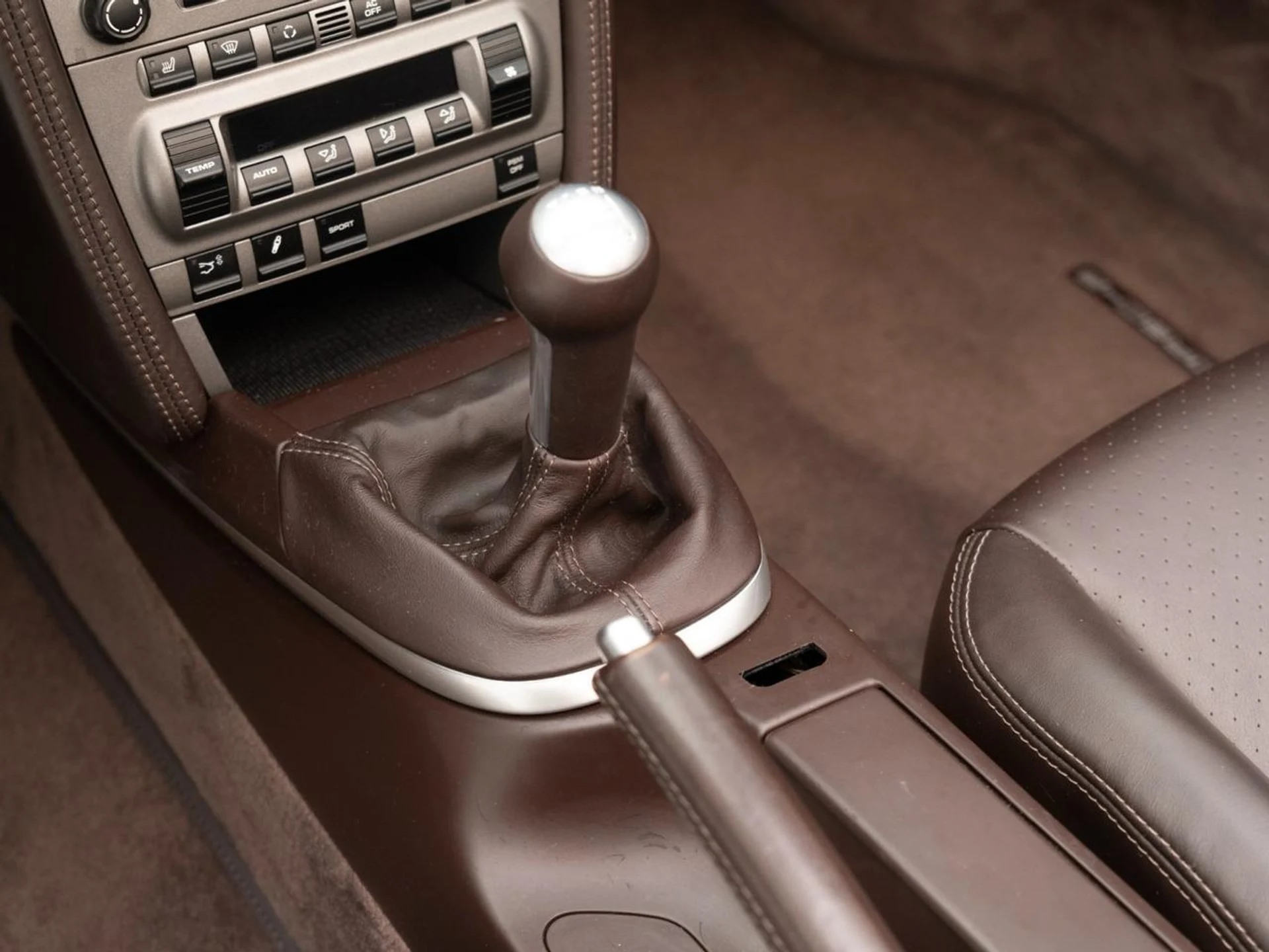 mph027_223501172_7be295739d6b801dc20827949c9f8410_05e5c4e429