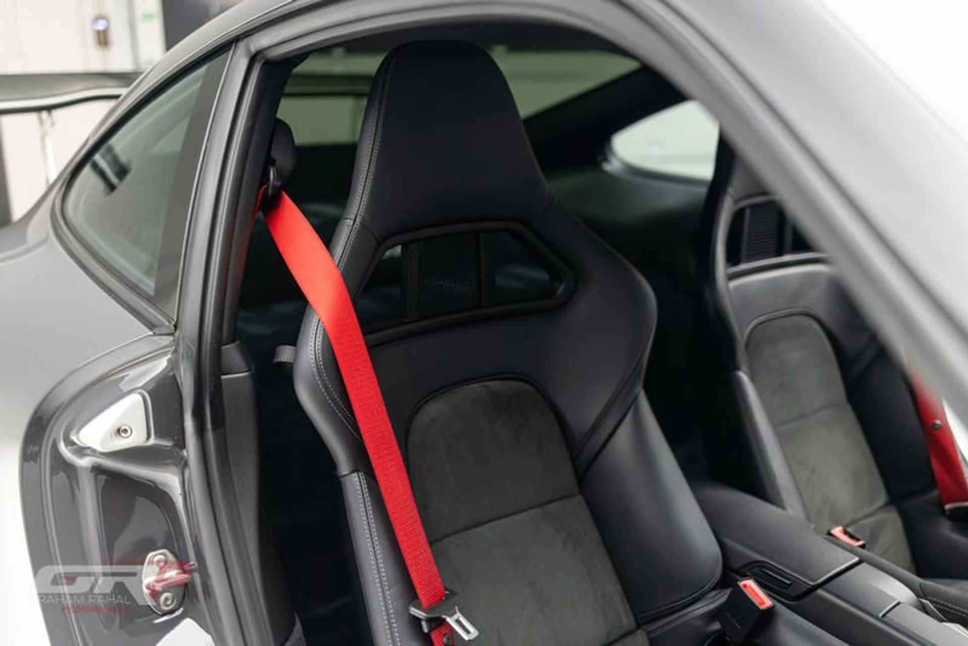 mph027_2236072450_B9_BD_7_A42_2414_4700_A2_C6_9_A922_AE_6_E7_EC_0fd8ab89d5