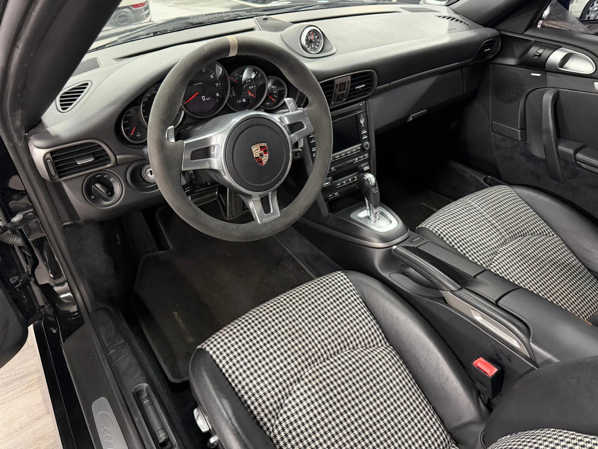 mph027_2238625887_Whats_App_Image_2026_01_13_at_5_42_11_PM_24_b1f6170fcf