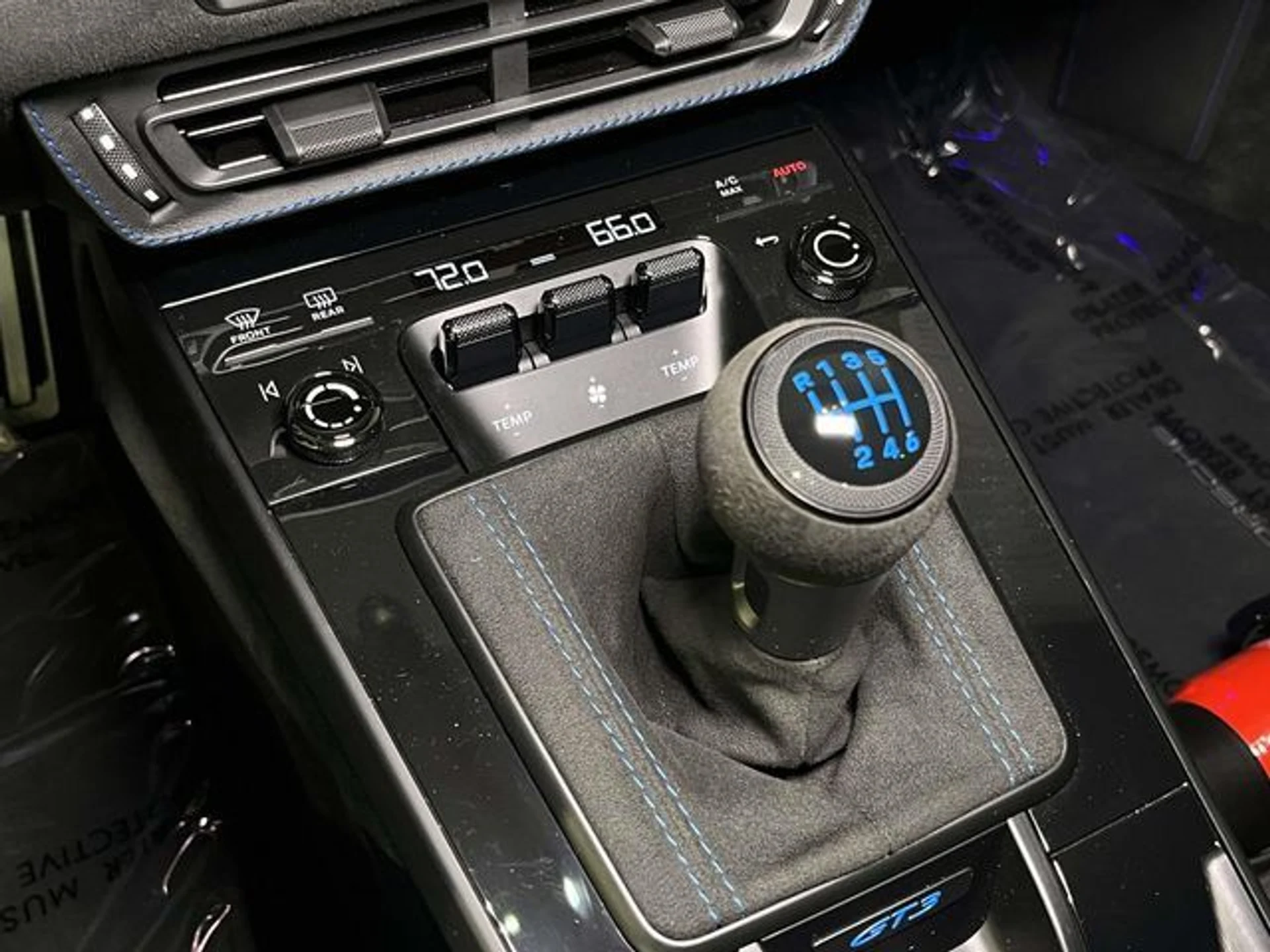 mph027_2254339958_40eaa809a22cbb9f8d0ef43e24841d3fx_4a13938d3f