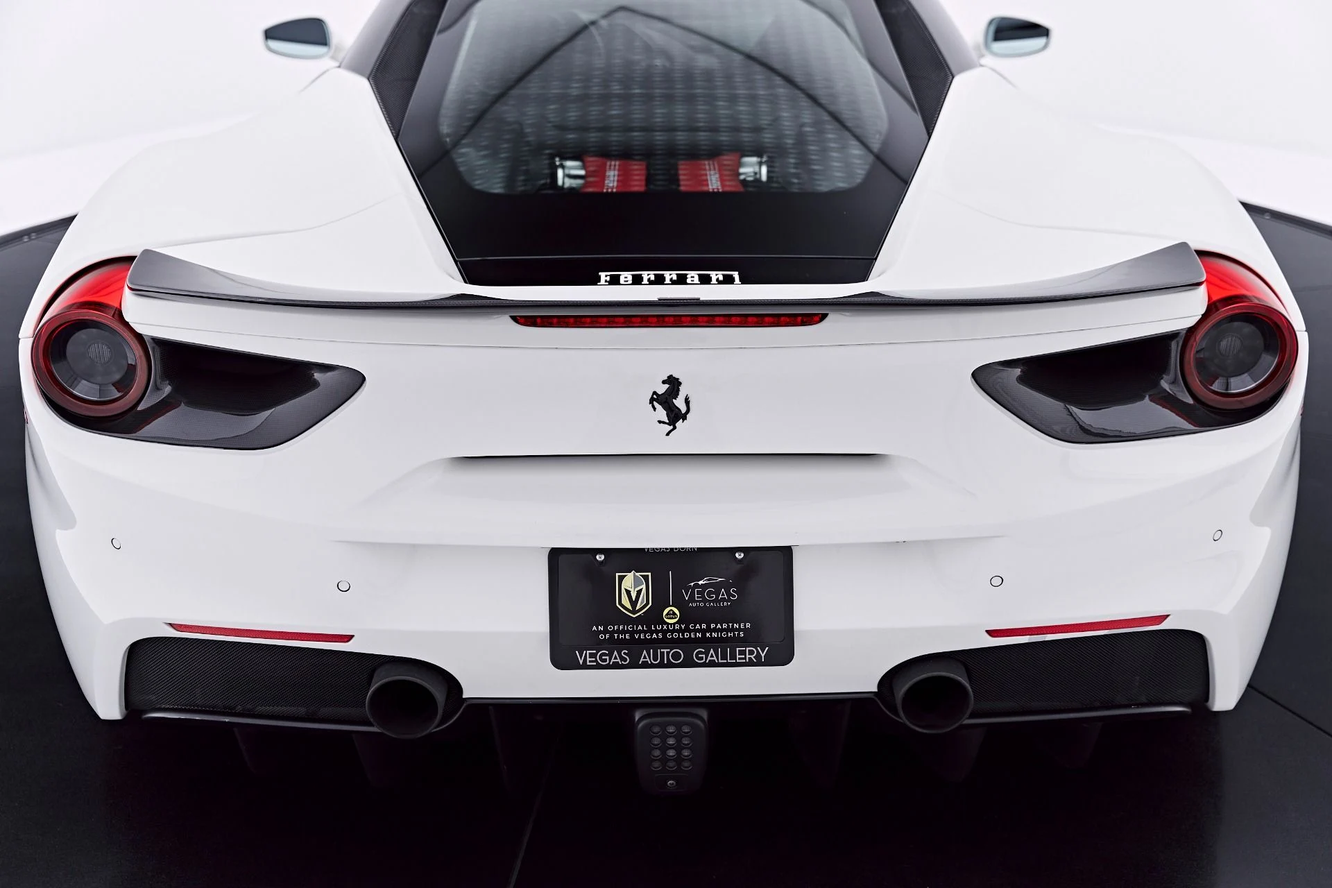 mph027_2260200801_Used_2018_Ferrari_488_GTB_Base_1782869703_4224c02b8c