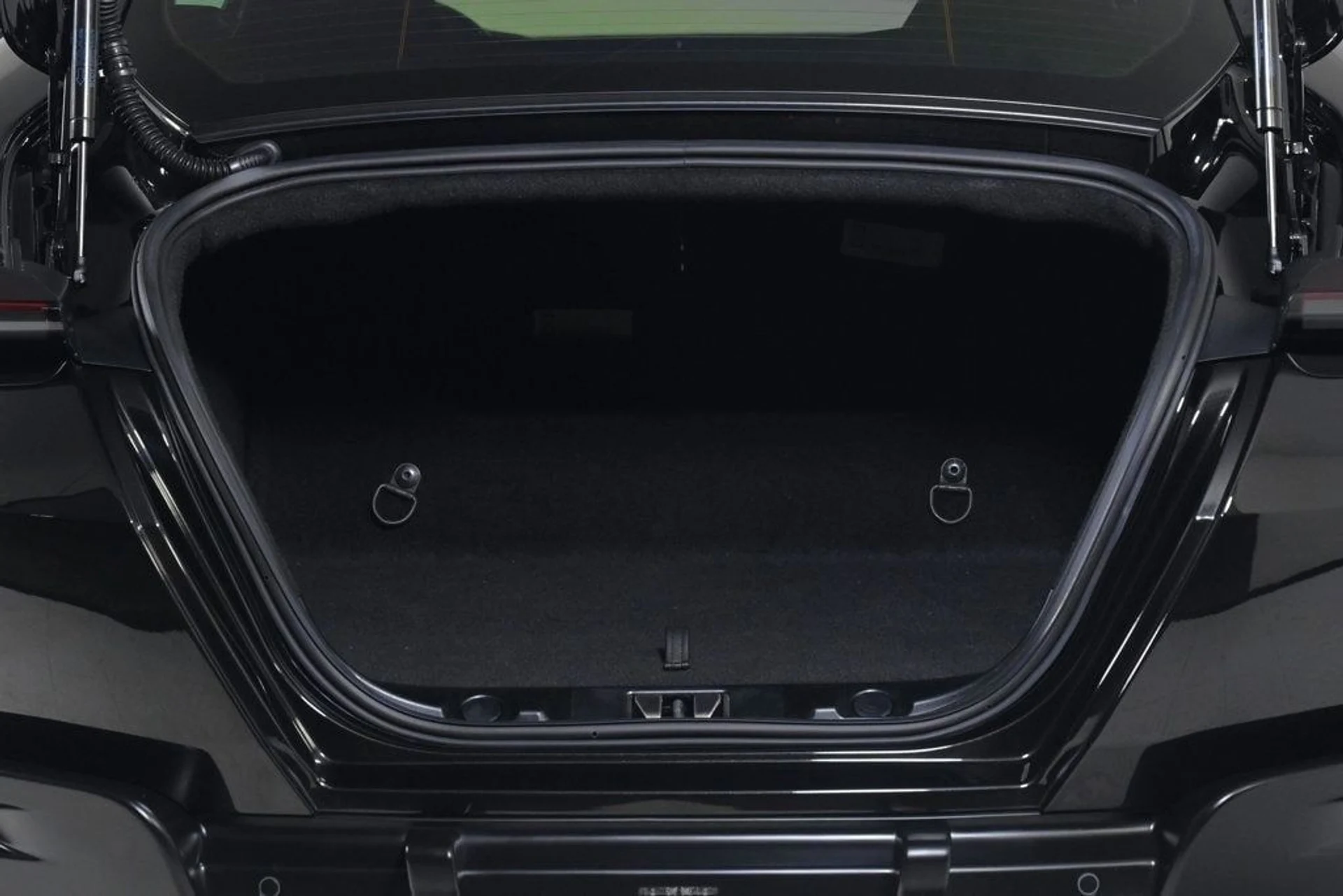 mph027_2261825237_f402b1d63e1a498fa213951f5930b093_8c9b0acd5f