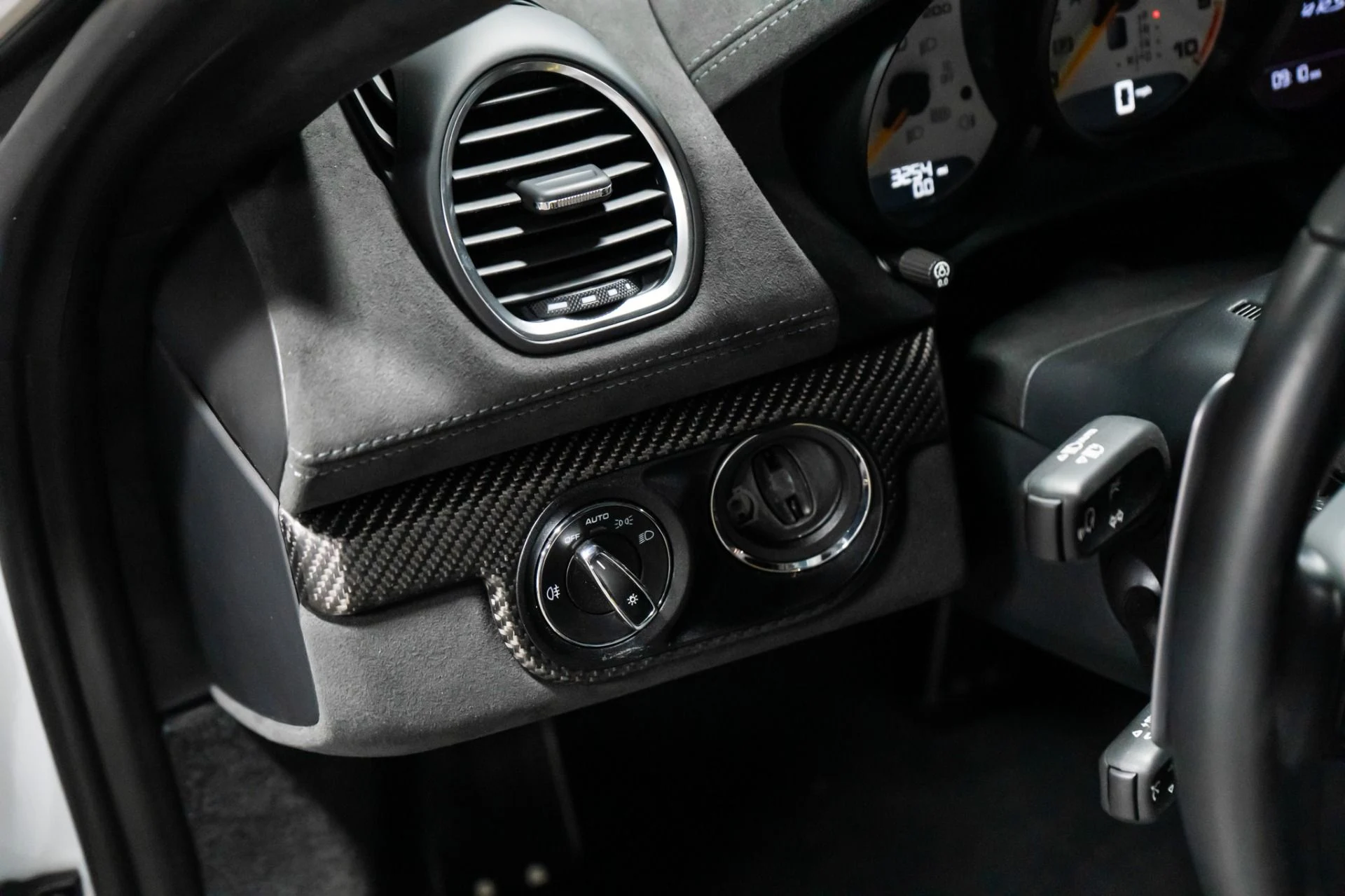 mph027_2263342739_Used_2023_Porsche_718_Cayman_GT_4_RS_Weissach_1757357596_f45ee7b17a