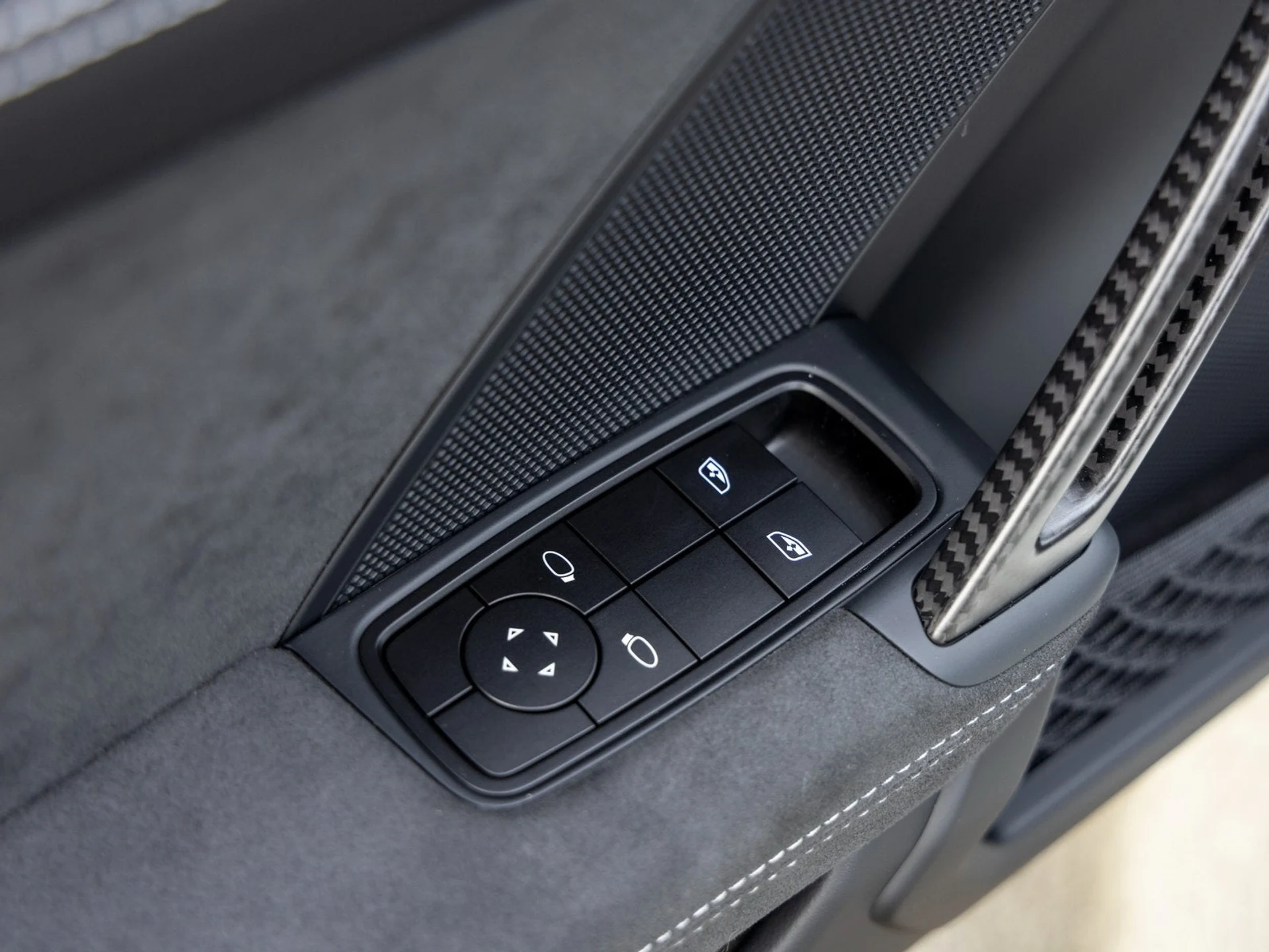 mph027_2263726197_28_43e1bad394