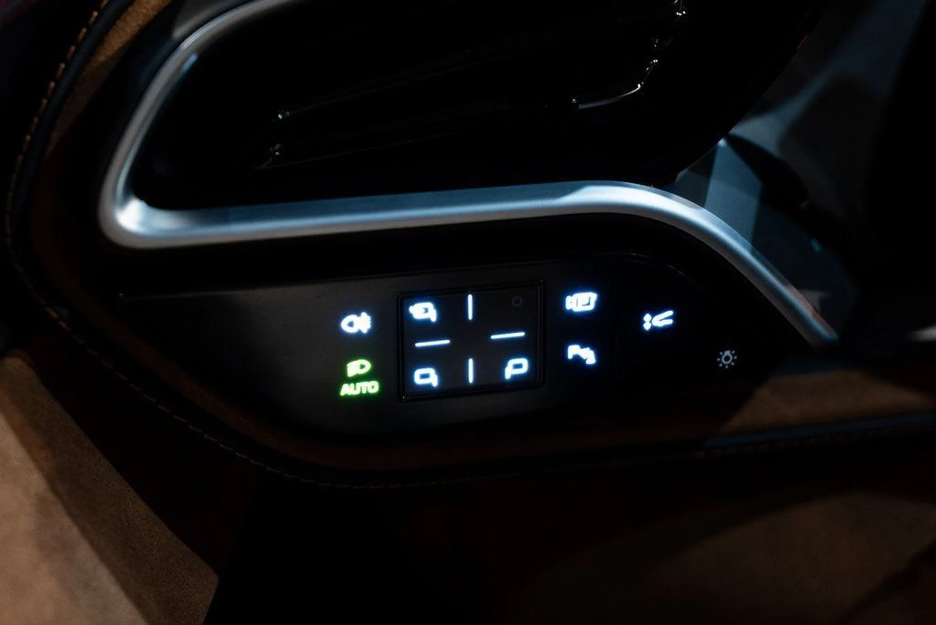 mph027_2265317671_85b9dd98fa2422eec992d783b95930b5_944314caf3