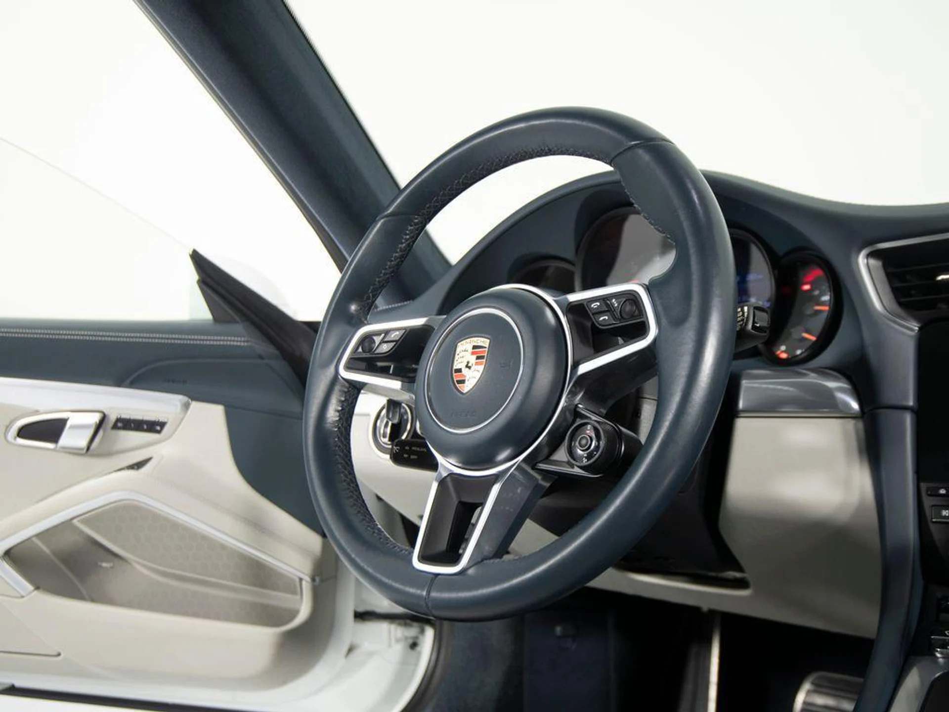 mph027_2267529285_Gp_Lw58_Pk_Arvpon_LL_Urs_TVKC_Io_PU_501dd43a0c