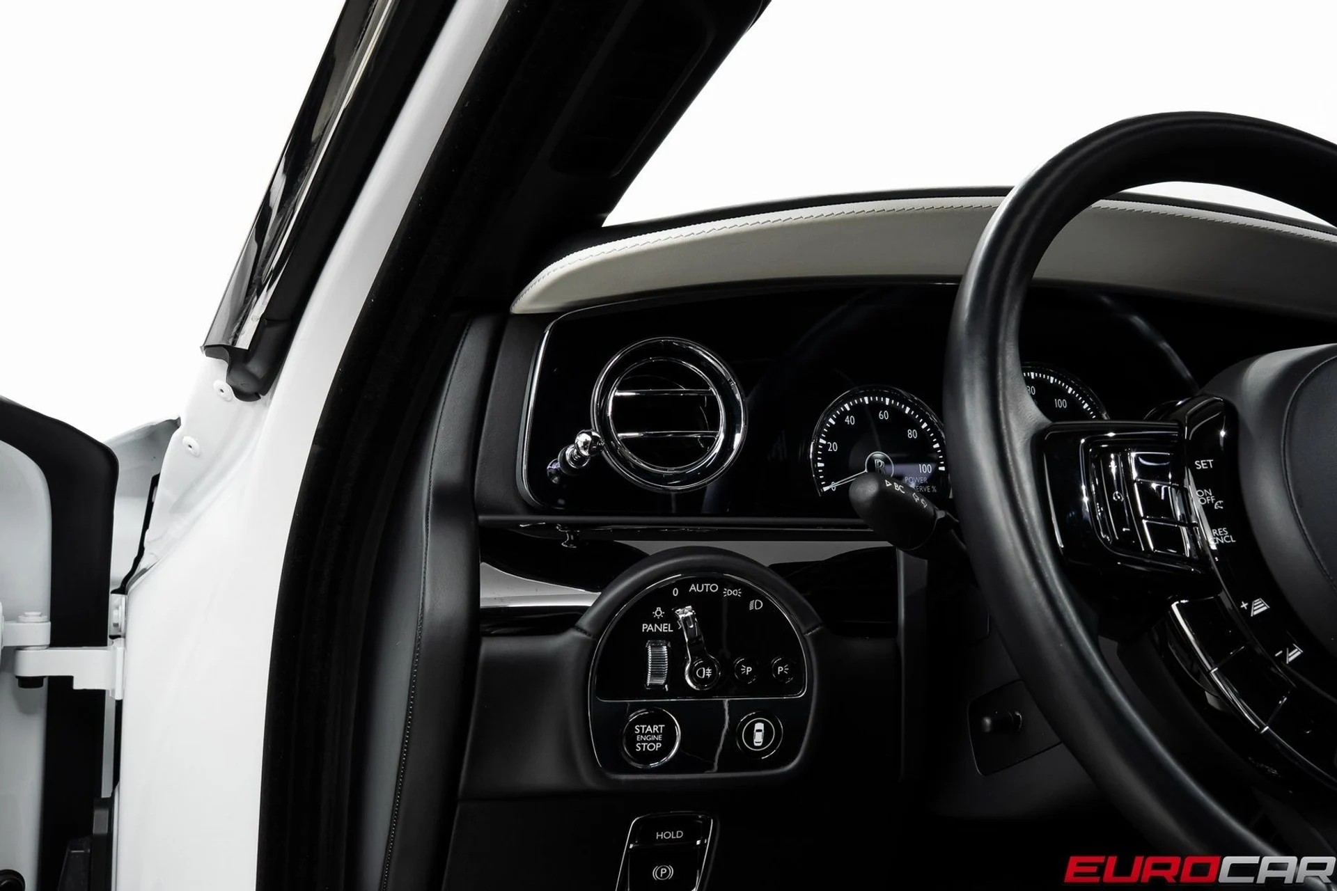 mph027_2274029634_image_28_5d376940ed