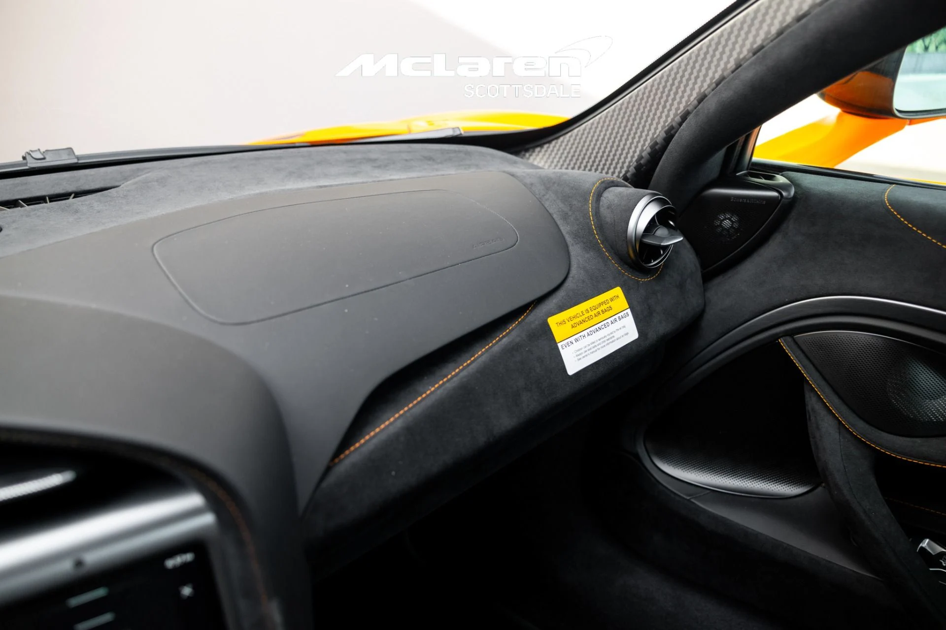 mph027_2277897158_Used_2024_MCLAREN_750_S_PERFORMANCE_1727901261_db4b9f9673