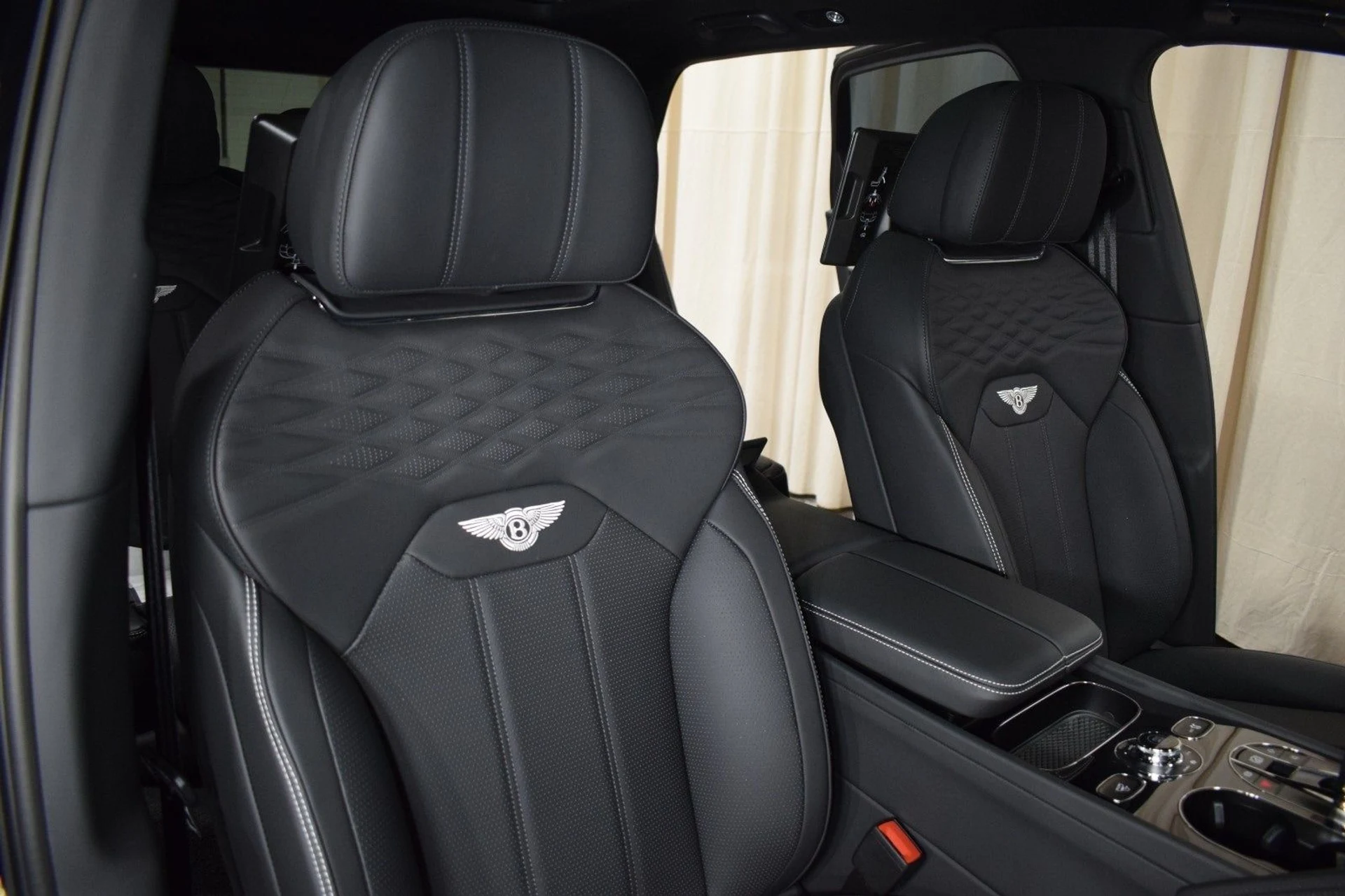 mph027_2279049474_c36b67642e9e5a3cddfcc6173cca93b1x_fbc816a053