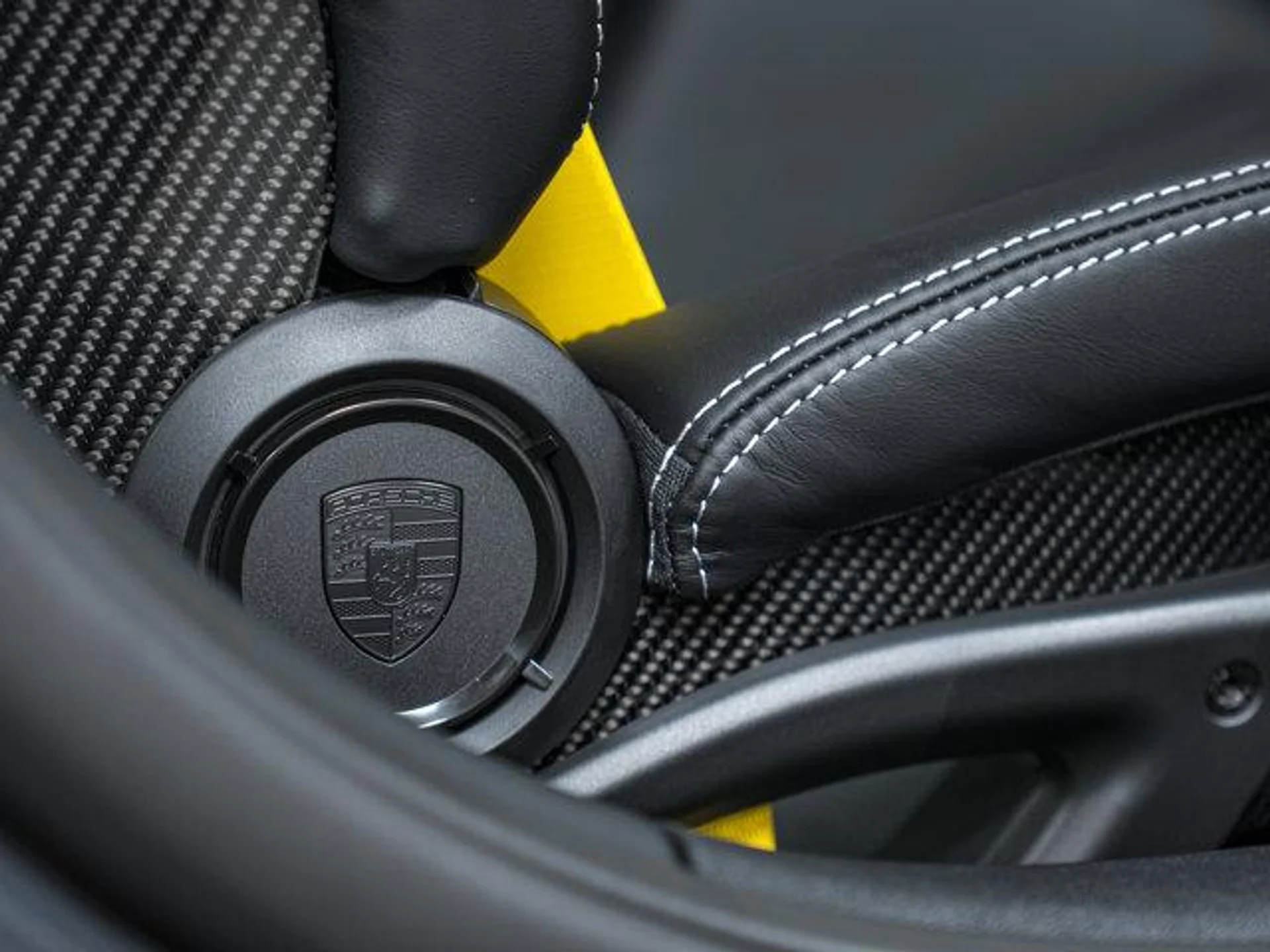 mph027_2281299866_gnwx_j1_Ns_I_Cw_GQ_Mn_Mc_Z1y_Kp_Tr_Jg_6a9b4231db