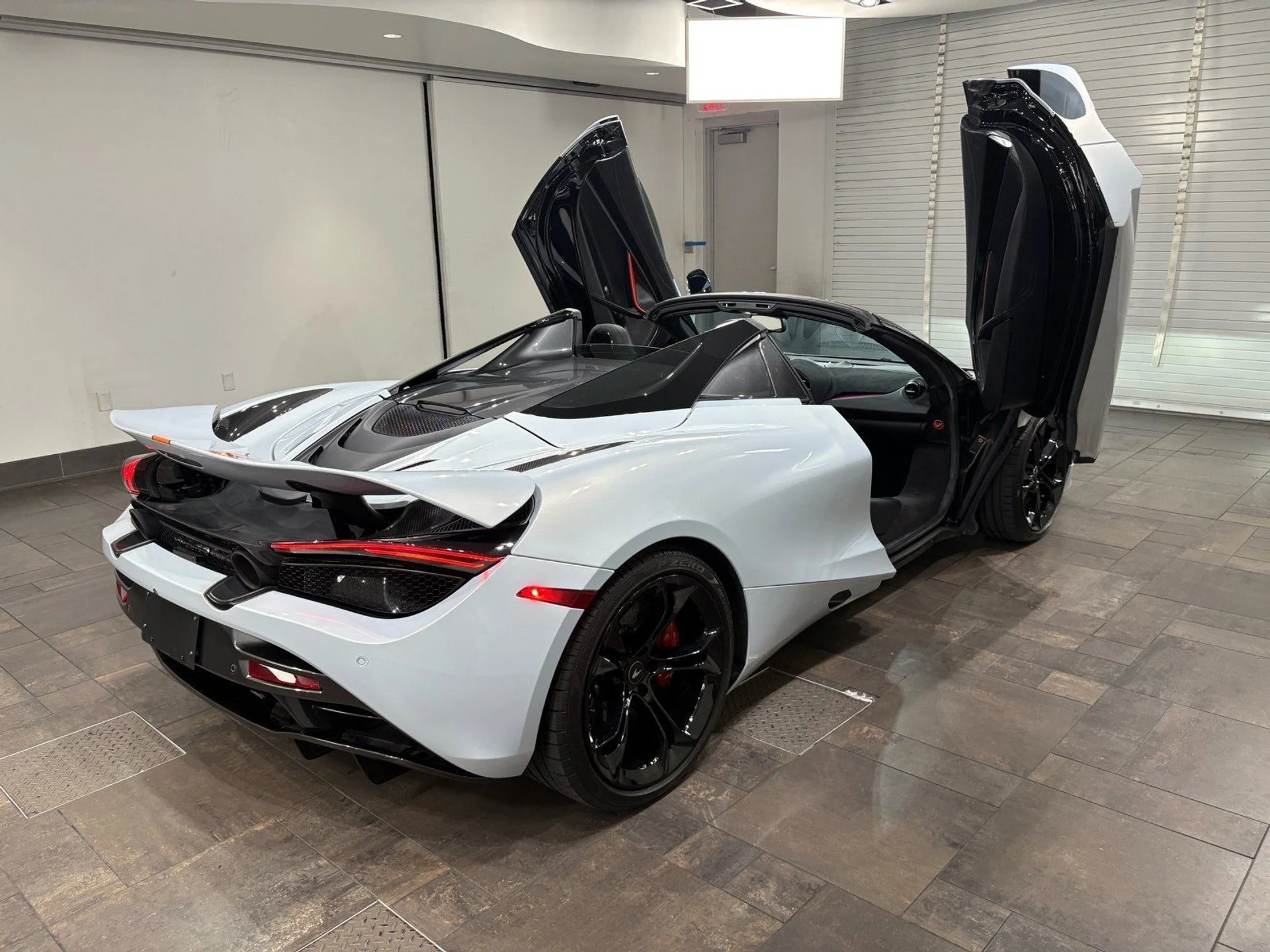 mph027_2288730275_e678f2579c747a95d7834dfef85d7419_1a48b12403